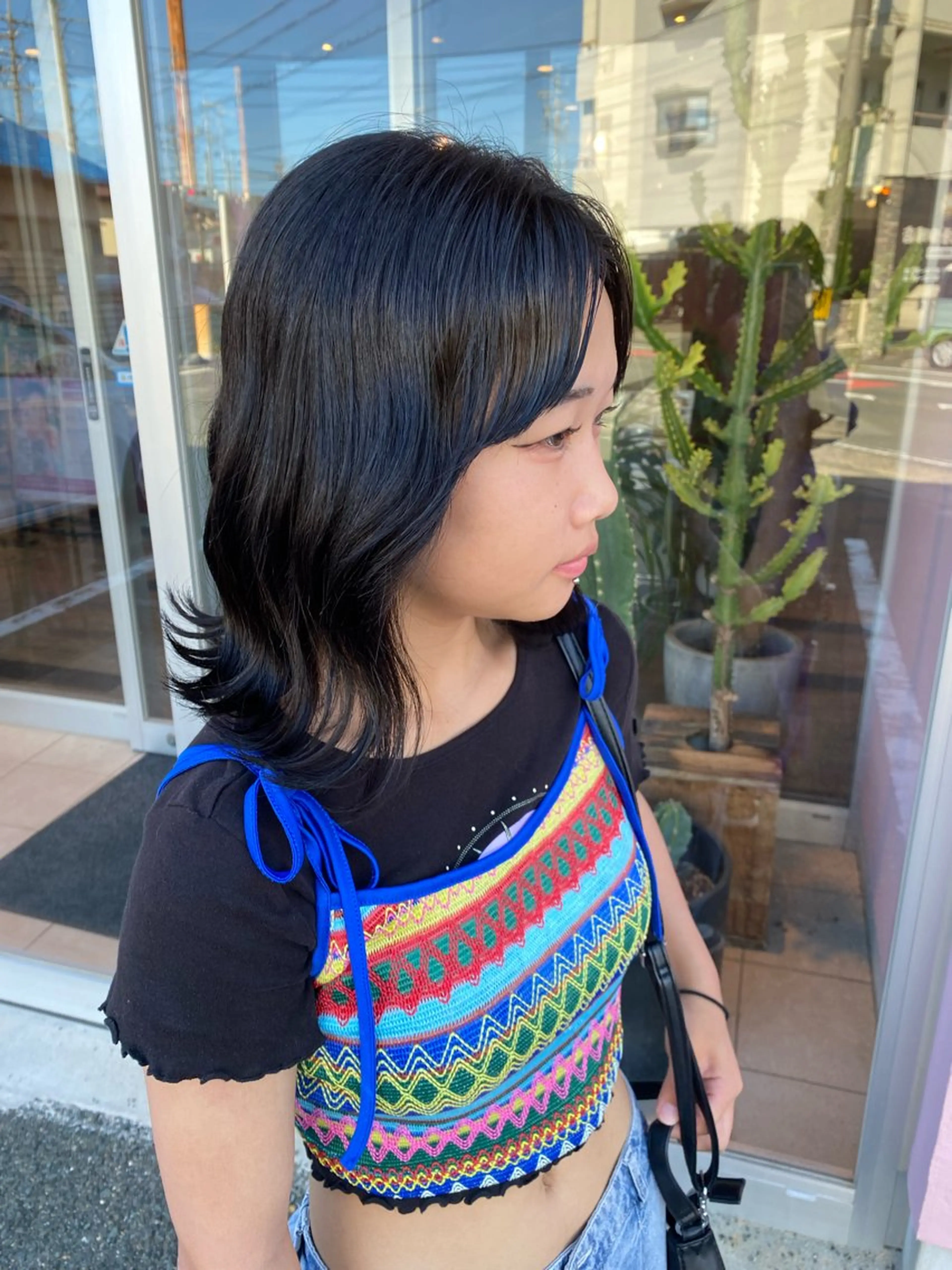 ミディアム 切りっぱなしボブ ボブ 韓国風ヘア 外ハネヘア ブリーチ/ダブル カラー🧸こころのヘアスタイル