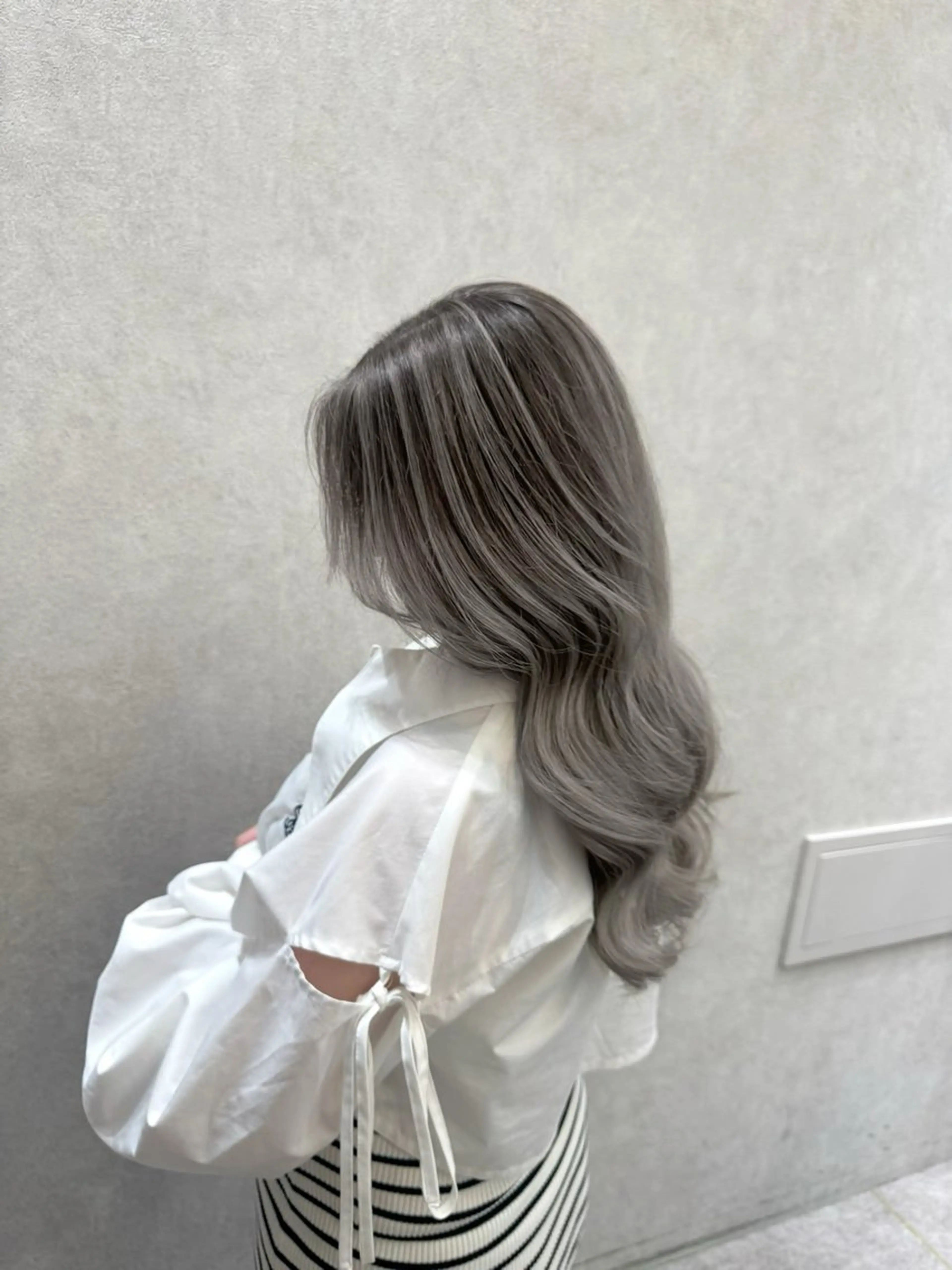 ロング 縮毛矯正 璃 音のヘアスタイル