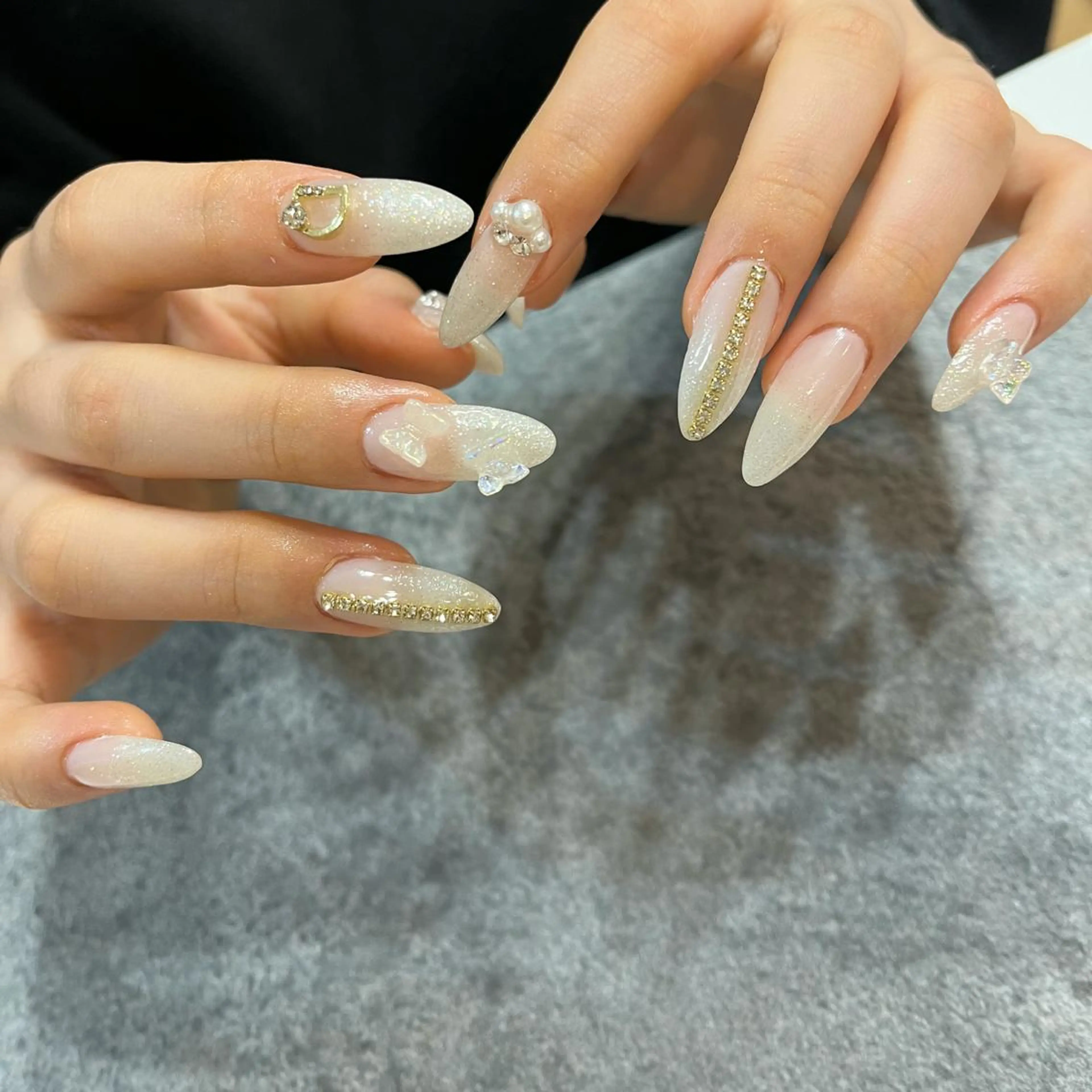 ネイル 持ち込み 黒沢 直子のネイルデザイン