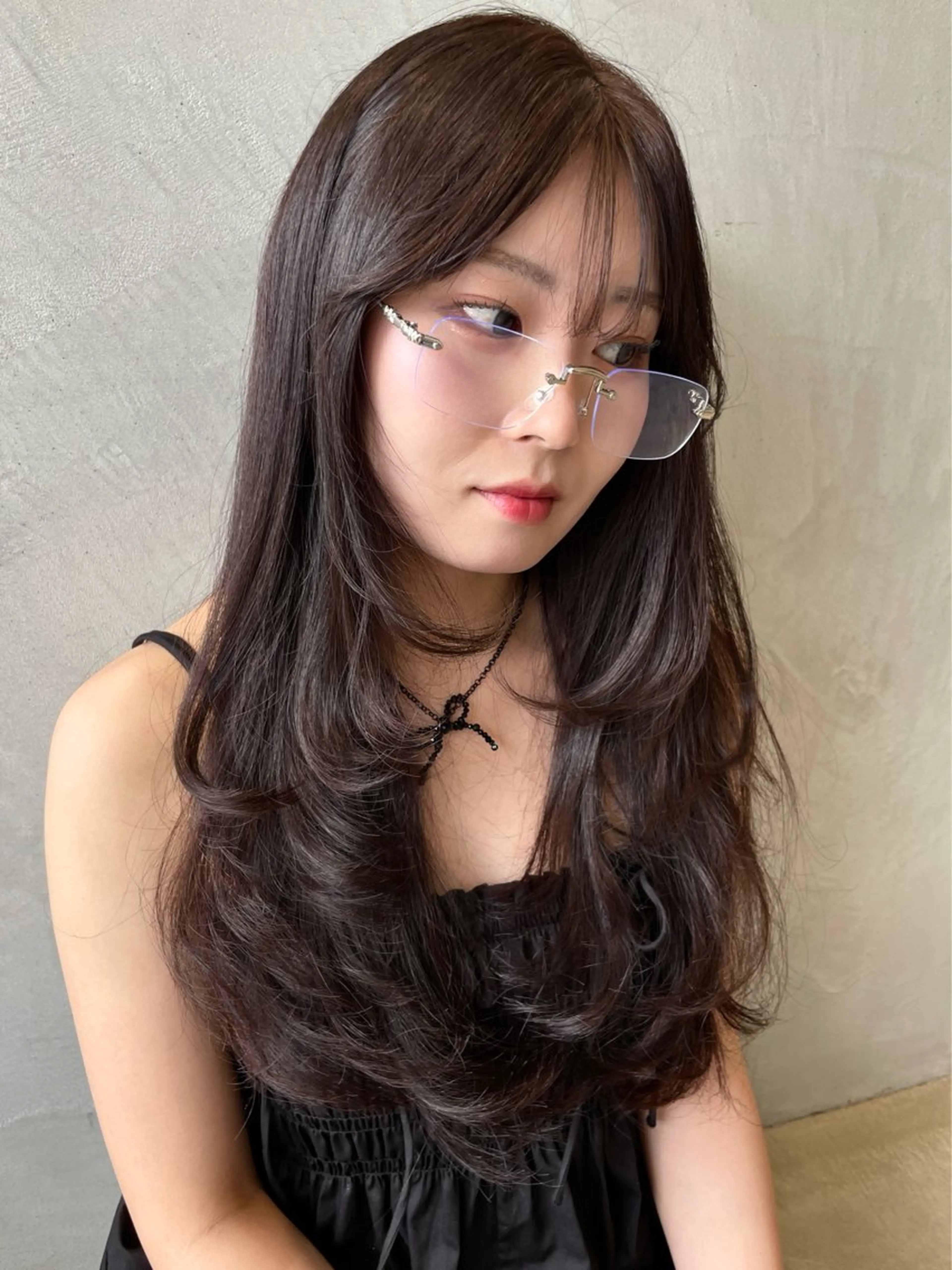 ロング カラー カット ヘアカラー 林 千聖のヘアスタイル