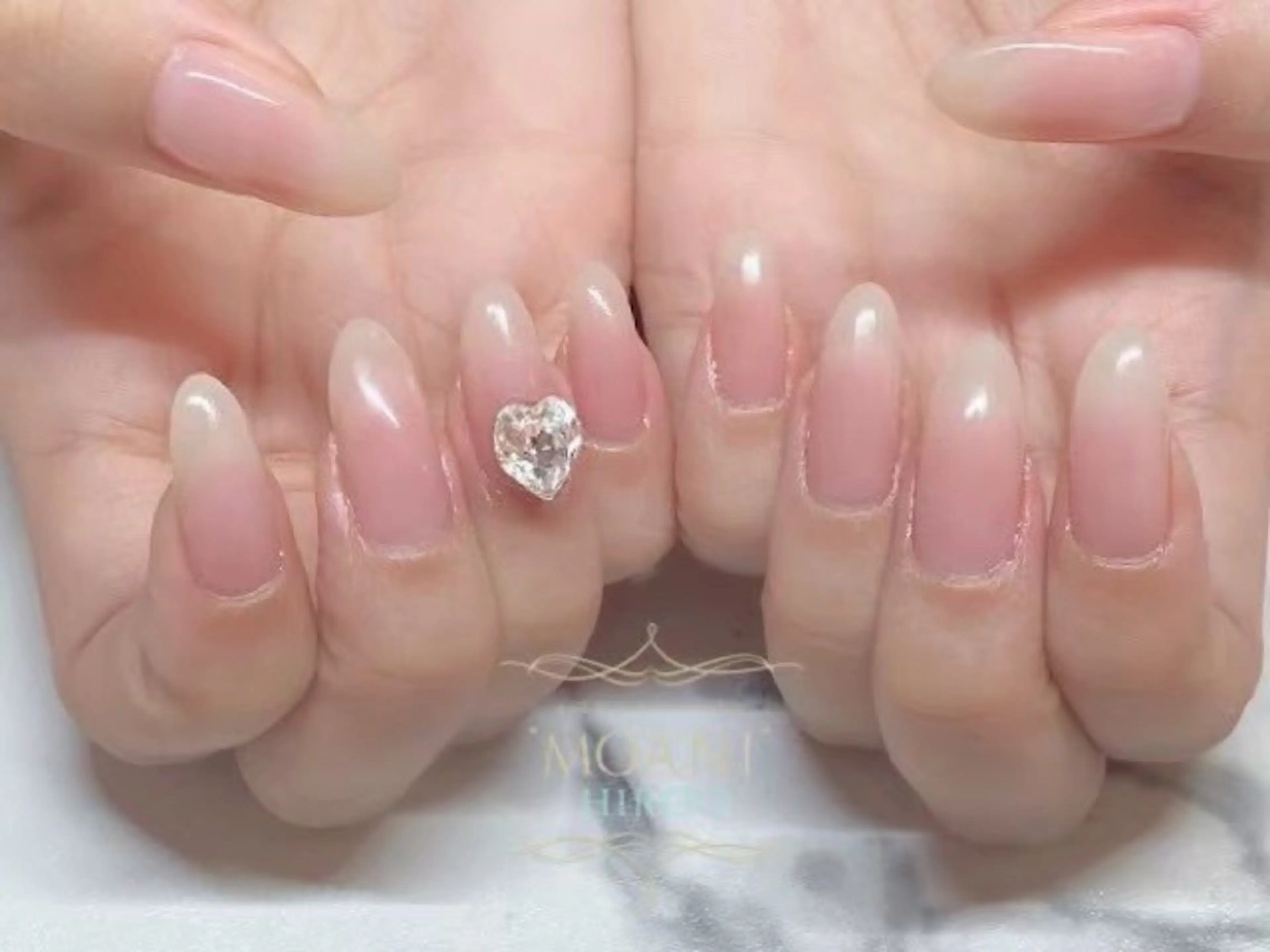 ネイル フィルインネイルサロンMOANIHiroo 恵比寿店所属・🌷HARUNA🌷 恵比寿店のネイルデザイン