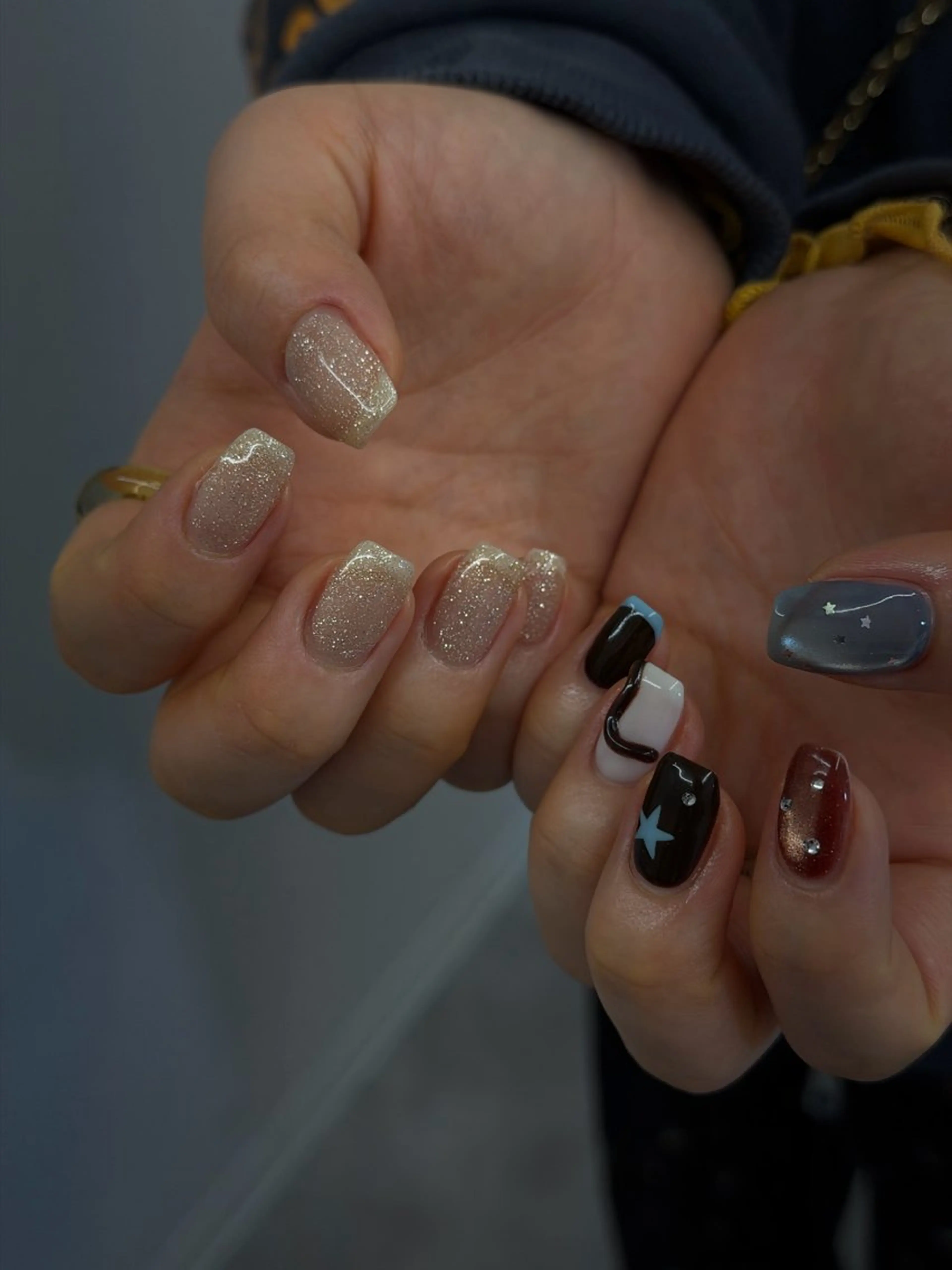 ネイル ブルー ブラウン ジェルネイル キラキラネイル マグネットネイル ハンドネイル ハンドケア Bana_ Nailのネイルデザイン