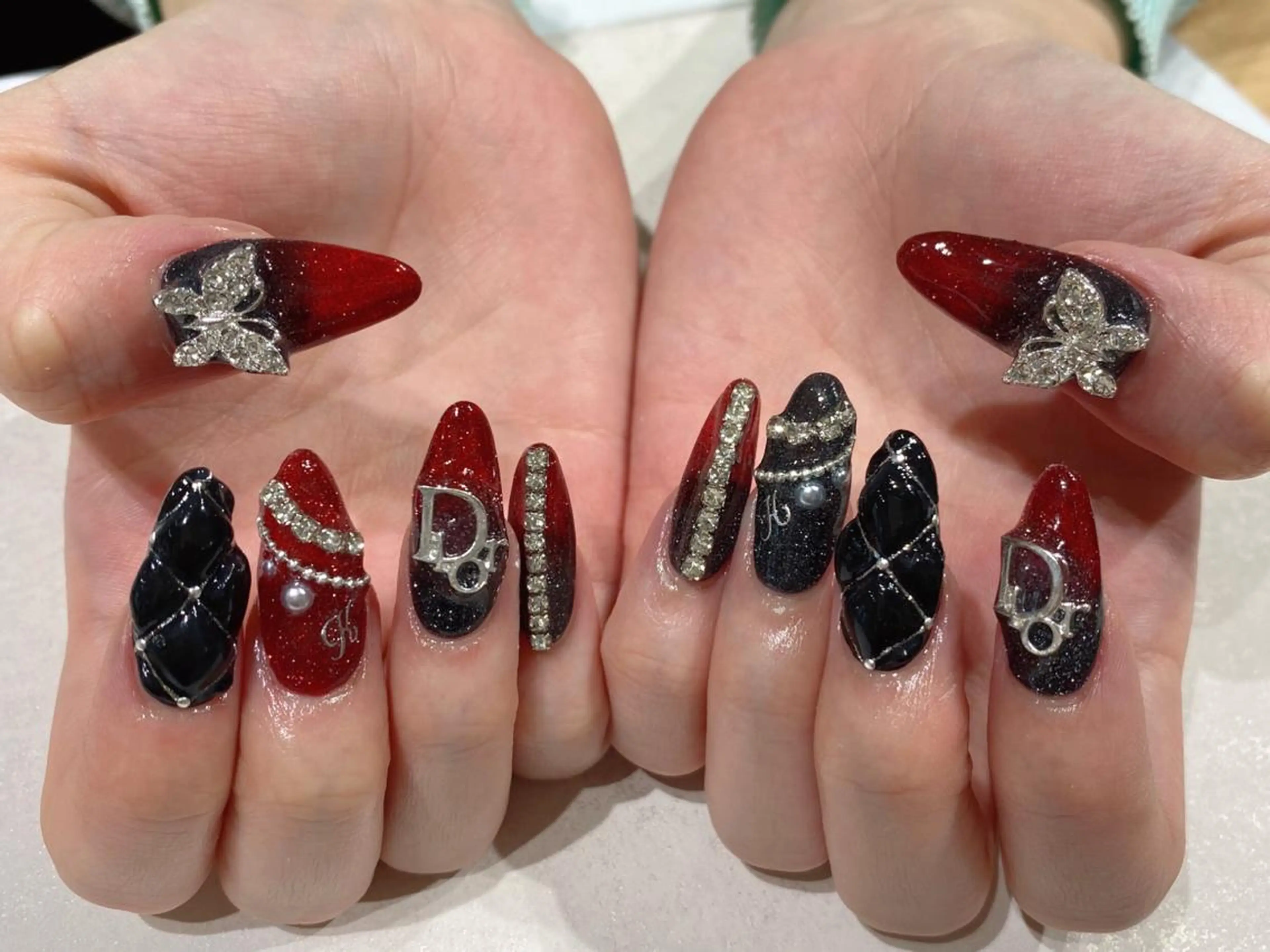 セミロング ハンドネイル Nail  R💫 naoのネイルデザイン