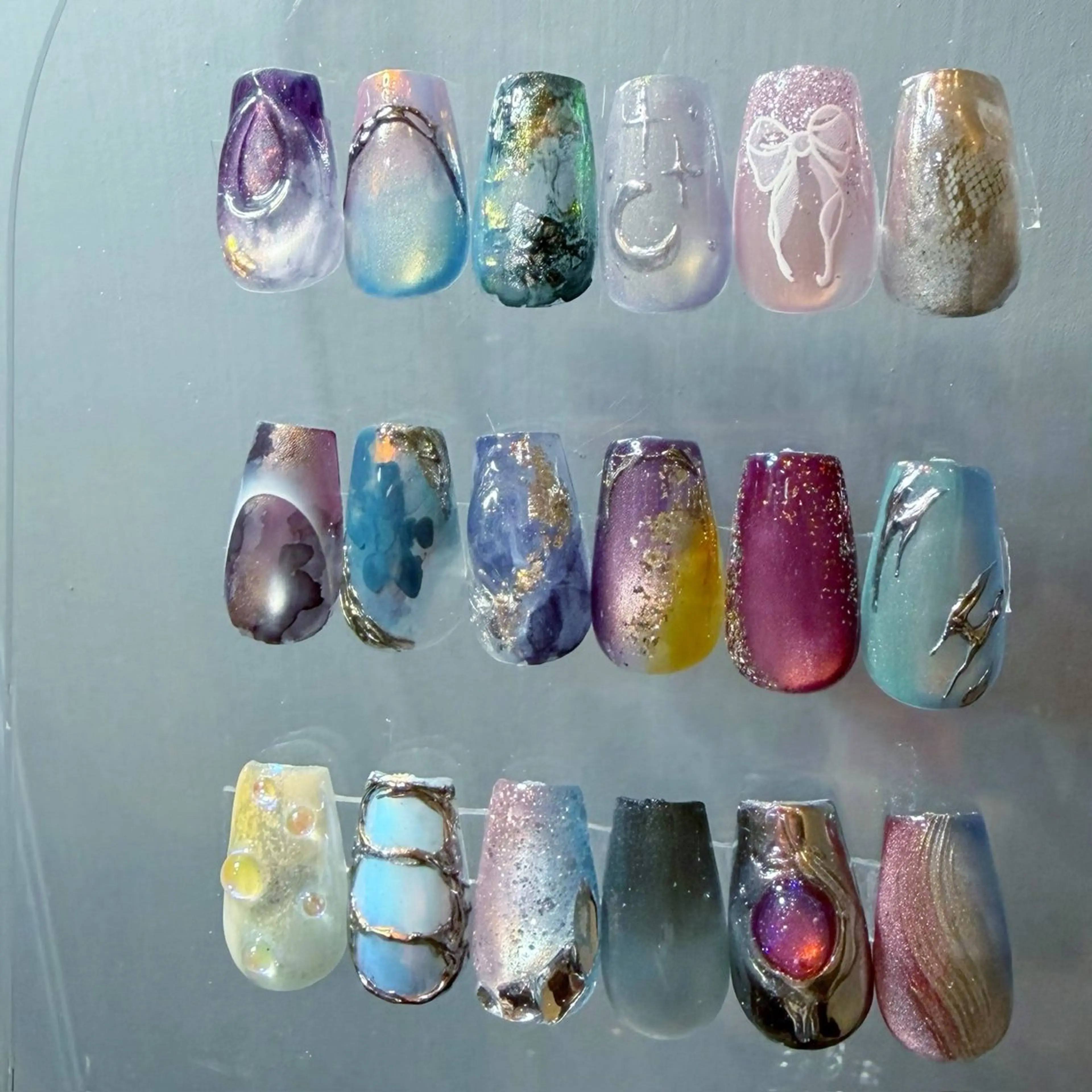 ネイル アートネイル ハンドネイル ハンドケア she nail studio所属・room 410のネイルデザイン