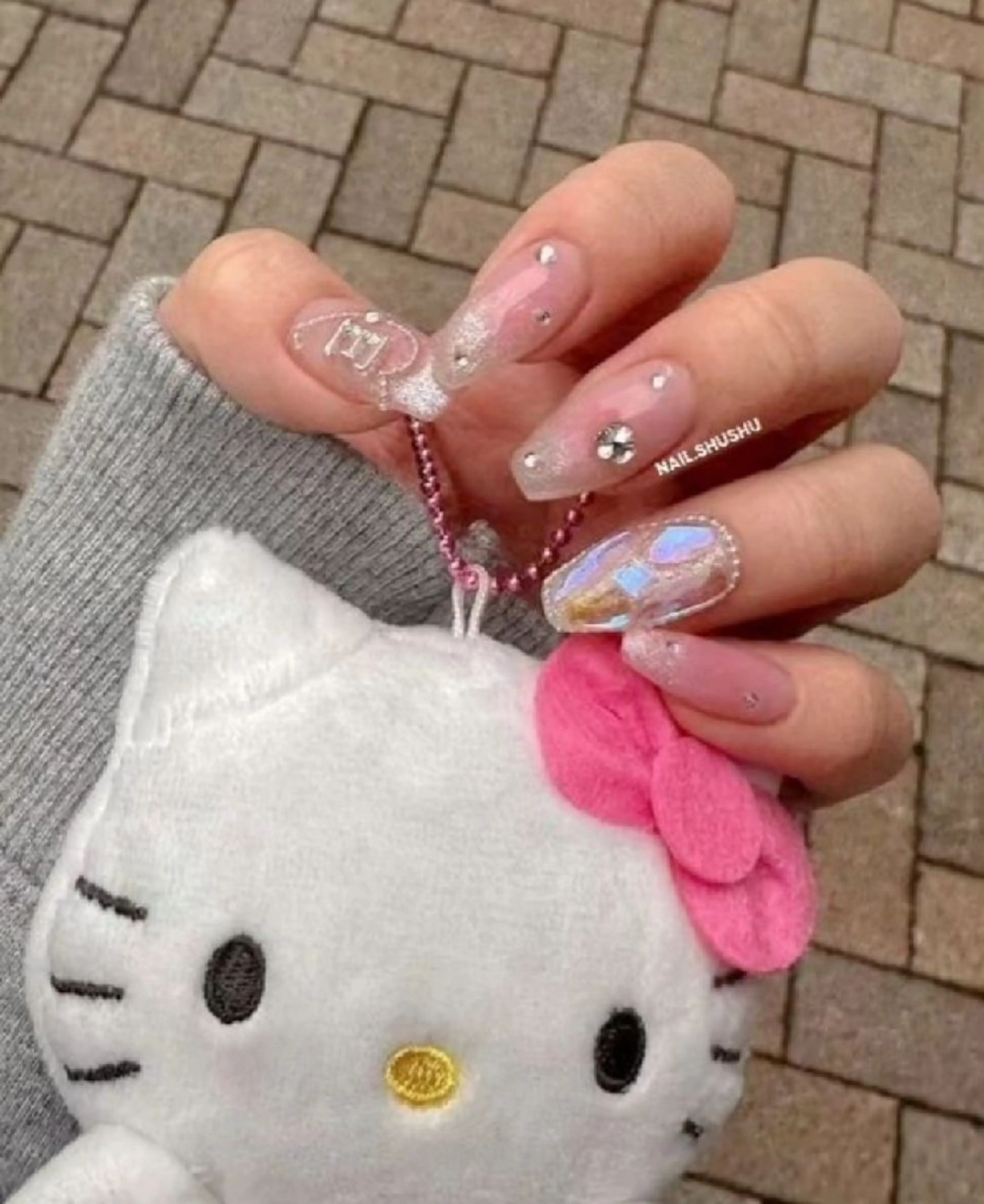 ネイル 持ち込み ニュアンスネイル ワンカラーネイル シンプルネイル 春ネイル ハンドネイル 3dパーツ/流行り 👧shushu❤️のネイルデザイン