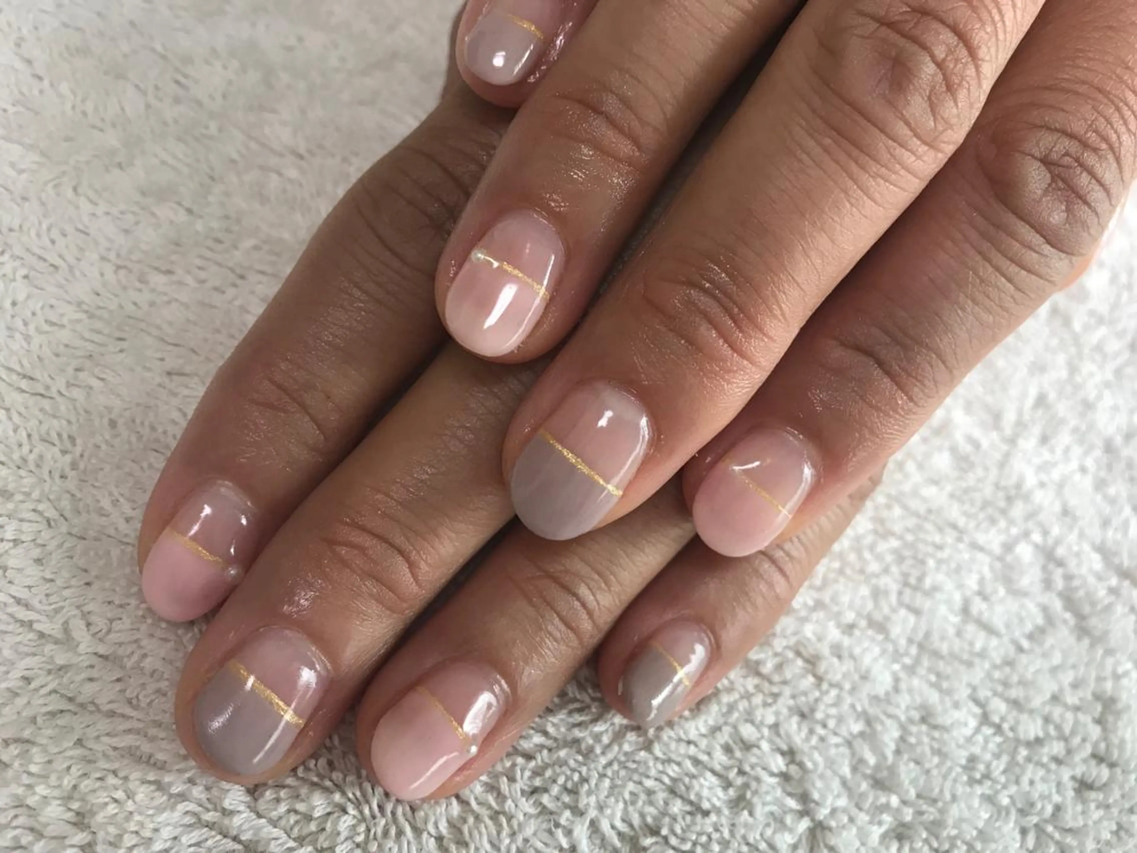 ネイル フレンチネイル ネイルサロンハピーナ自宅サロン所属・金沢 未緒のネイルデザイン