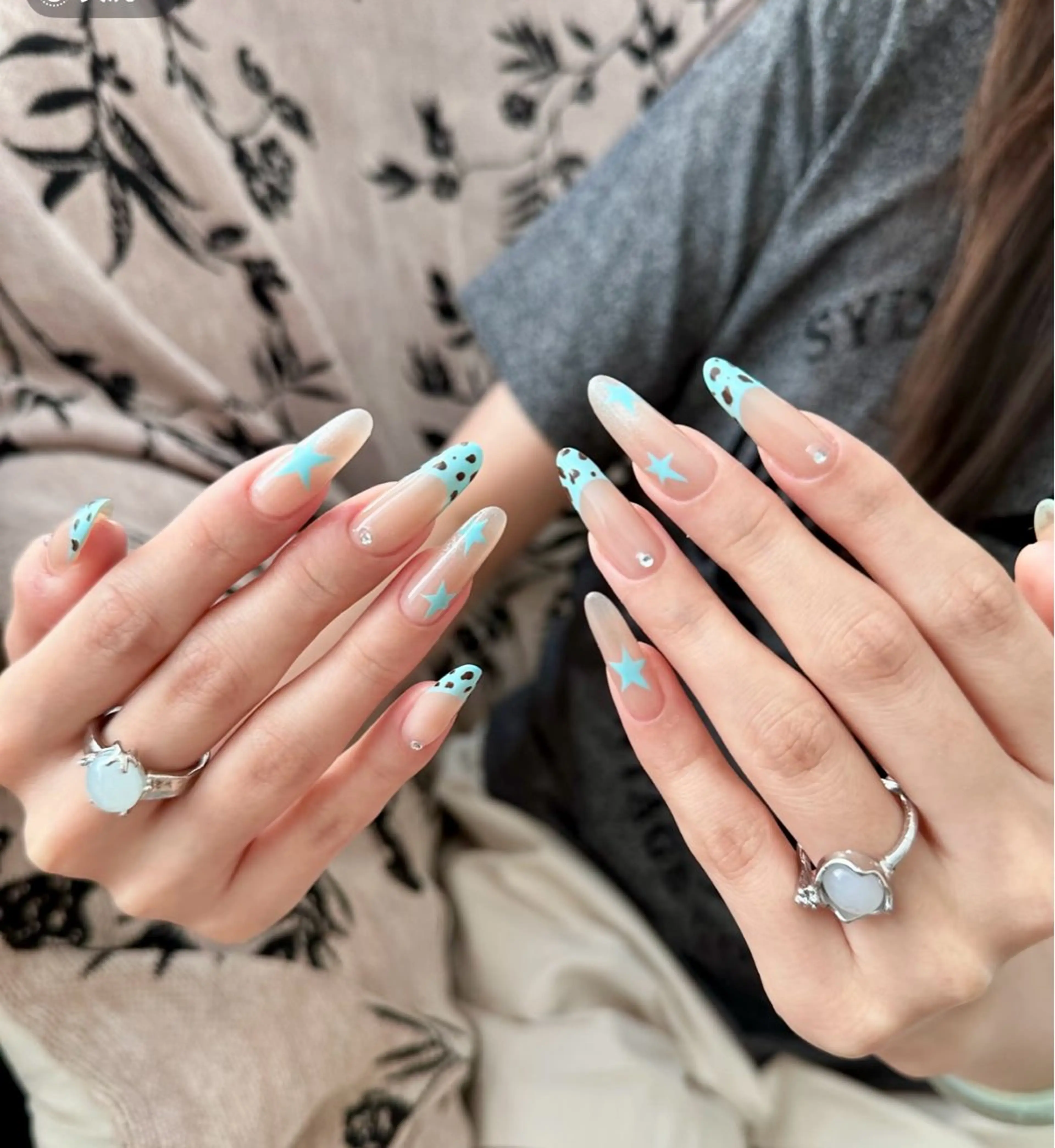 ネイル バ ヤリカクのネイルデザイン