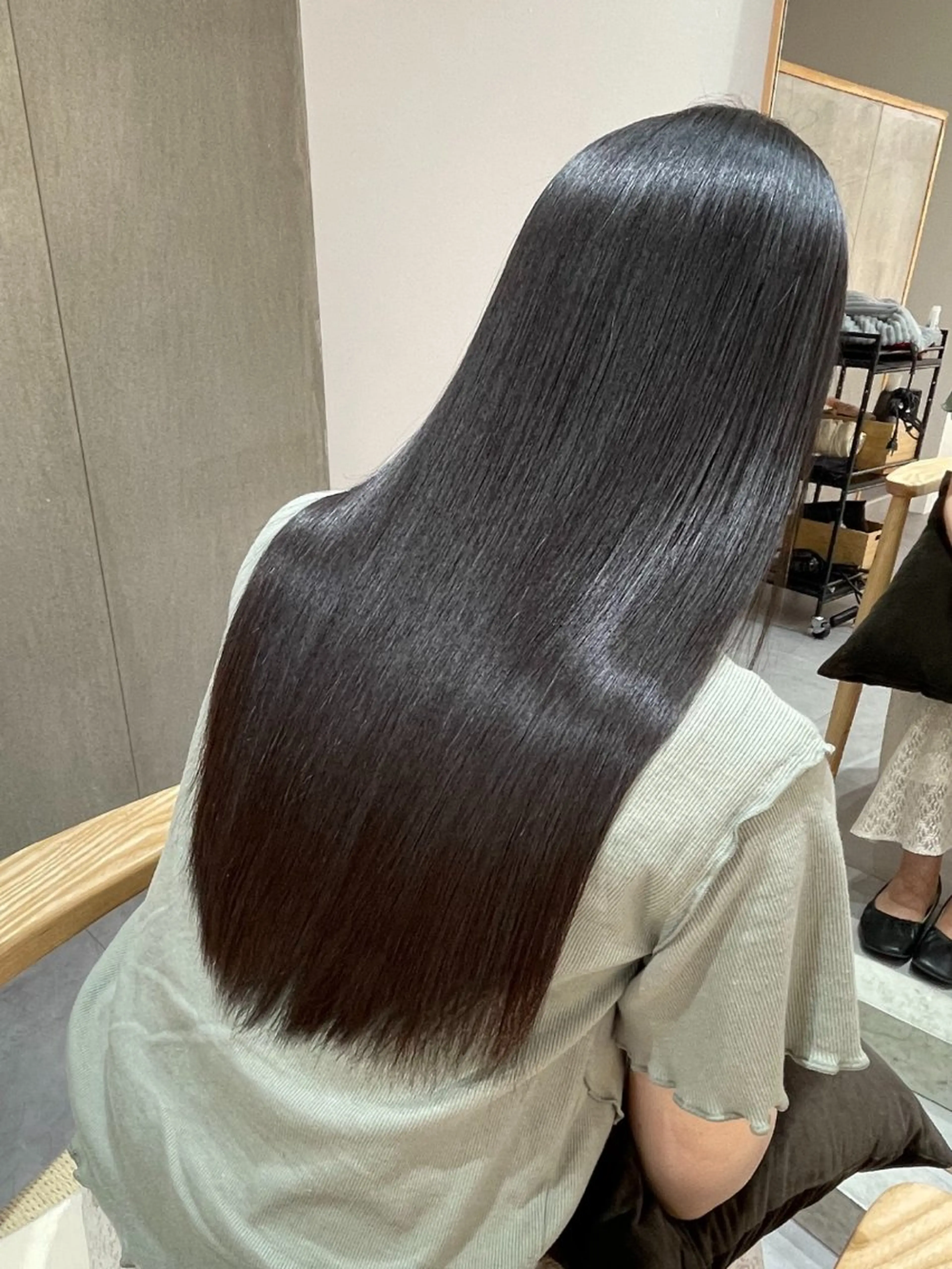 ロング 縮毛矯正 2195hair所属・塚田 政生のヘアスタイル