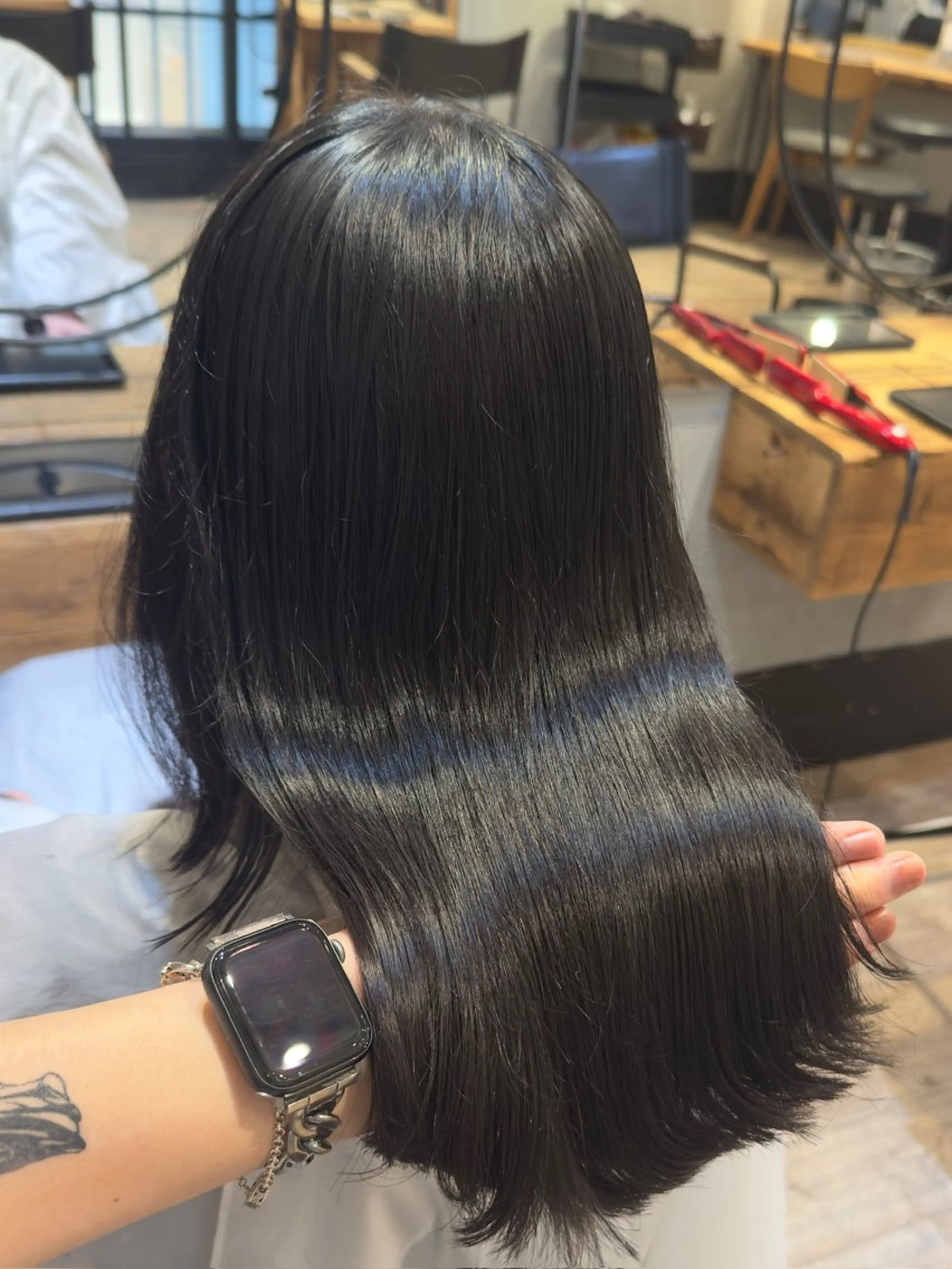 ミディアム パーマ 縮毛矯正 トリートメント 新宿/レイヤー/ ブリーチ/西川翔真のヘアスタイル