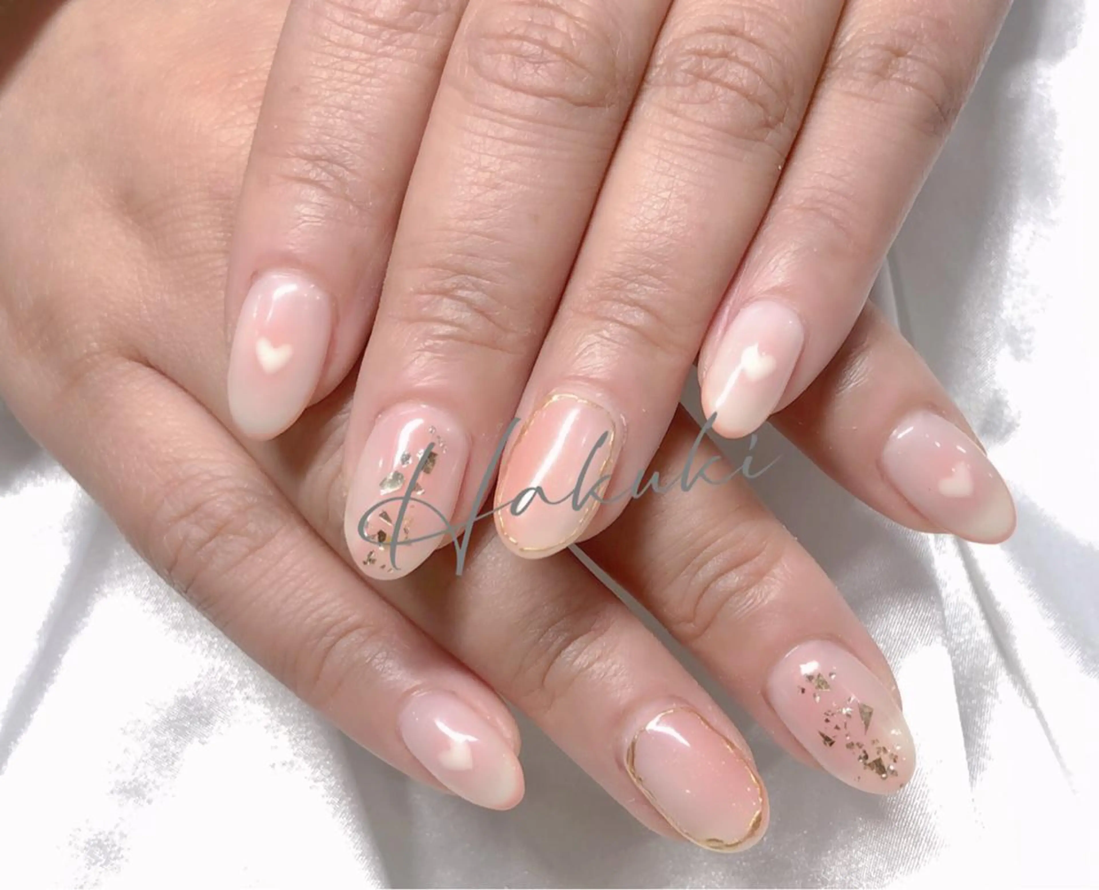 ネイル ハンドネイル ハンドケア ハク キのネイルデザイン