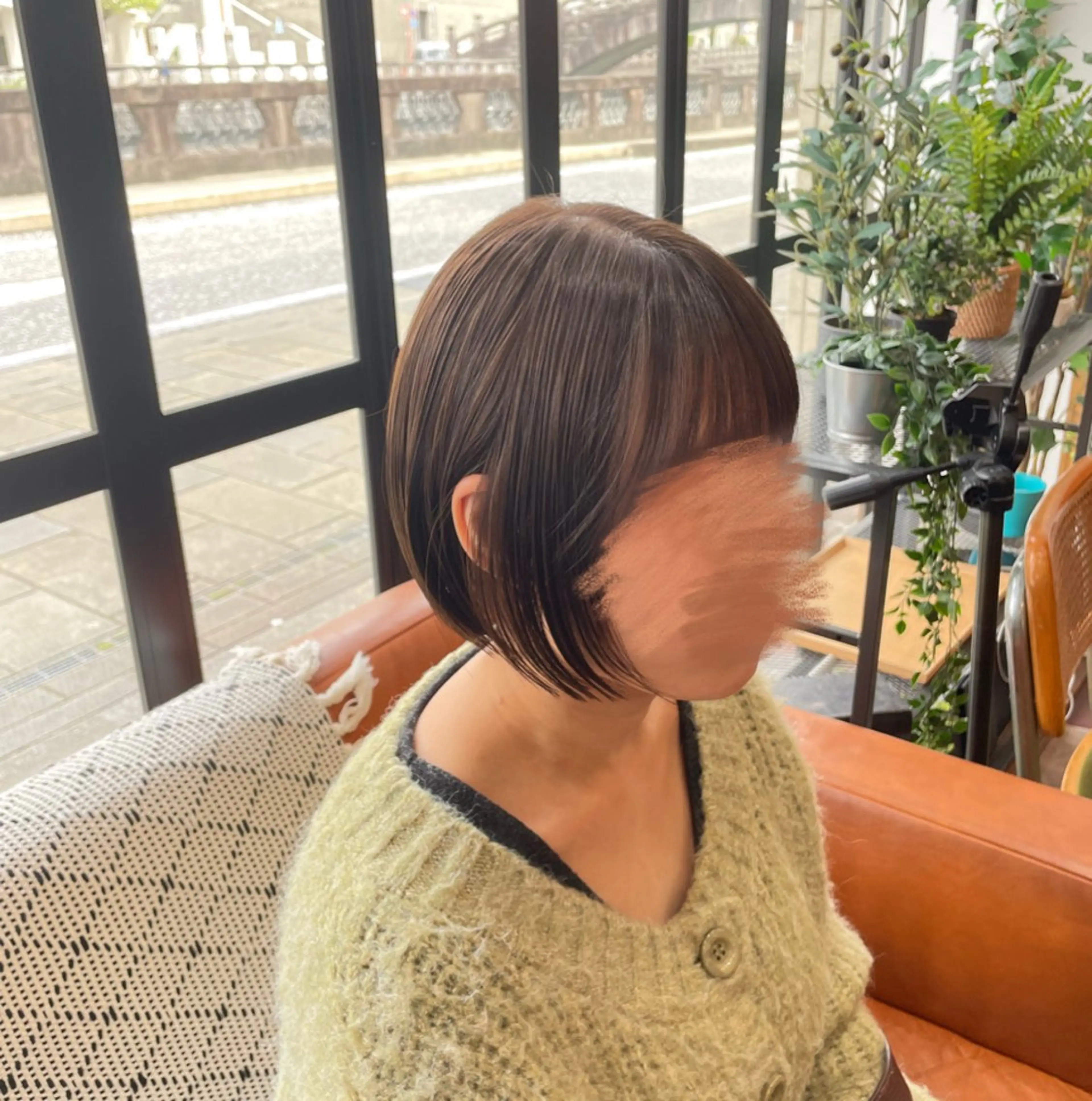 ショート カラー 上島 未緒のヘアスタイル
