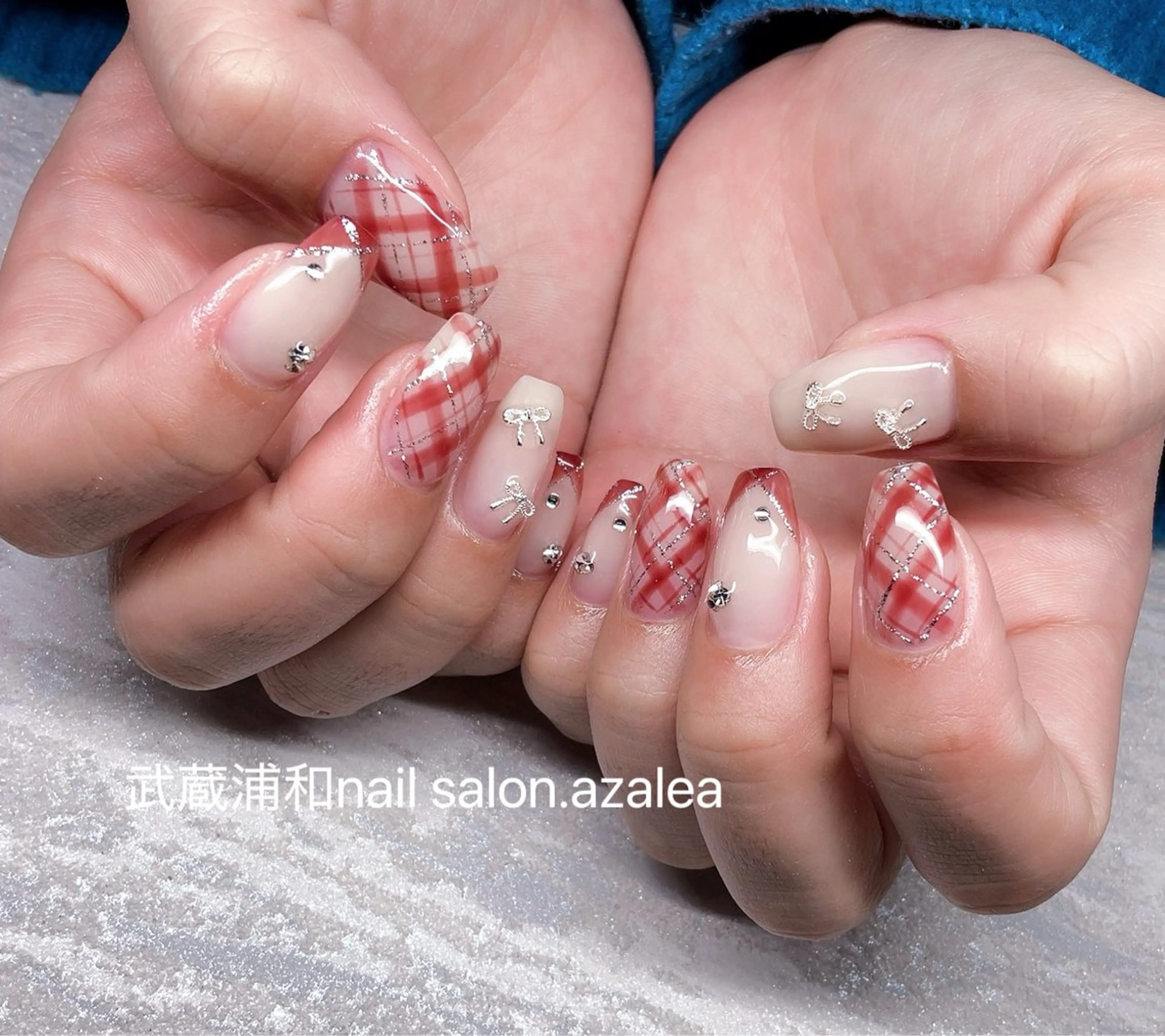 ネイル ハンドネイル R inのネイルデザイン