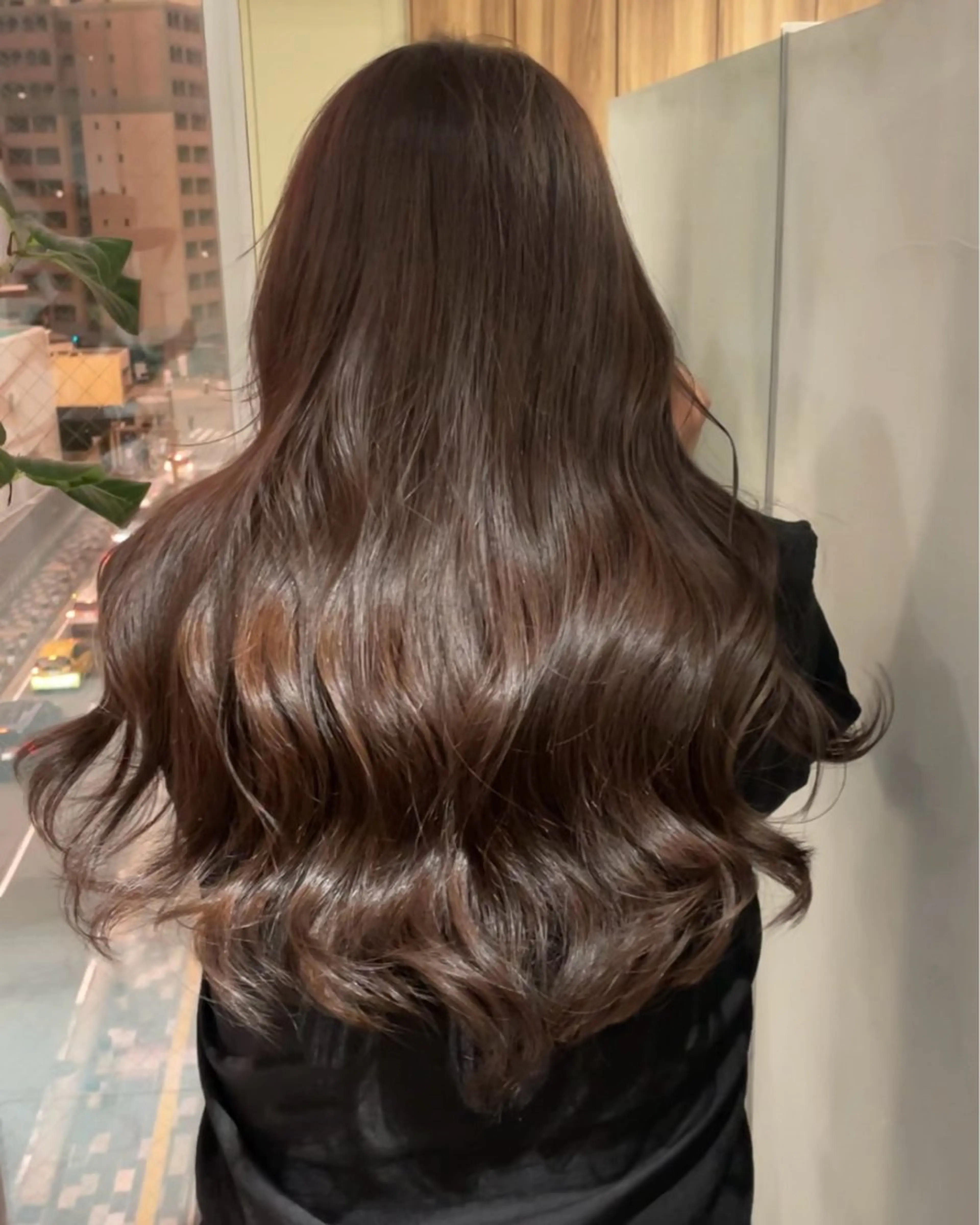 ロング RIN⌇ レイヤー⌇ 艶カラー🌙のヘアスタイル