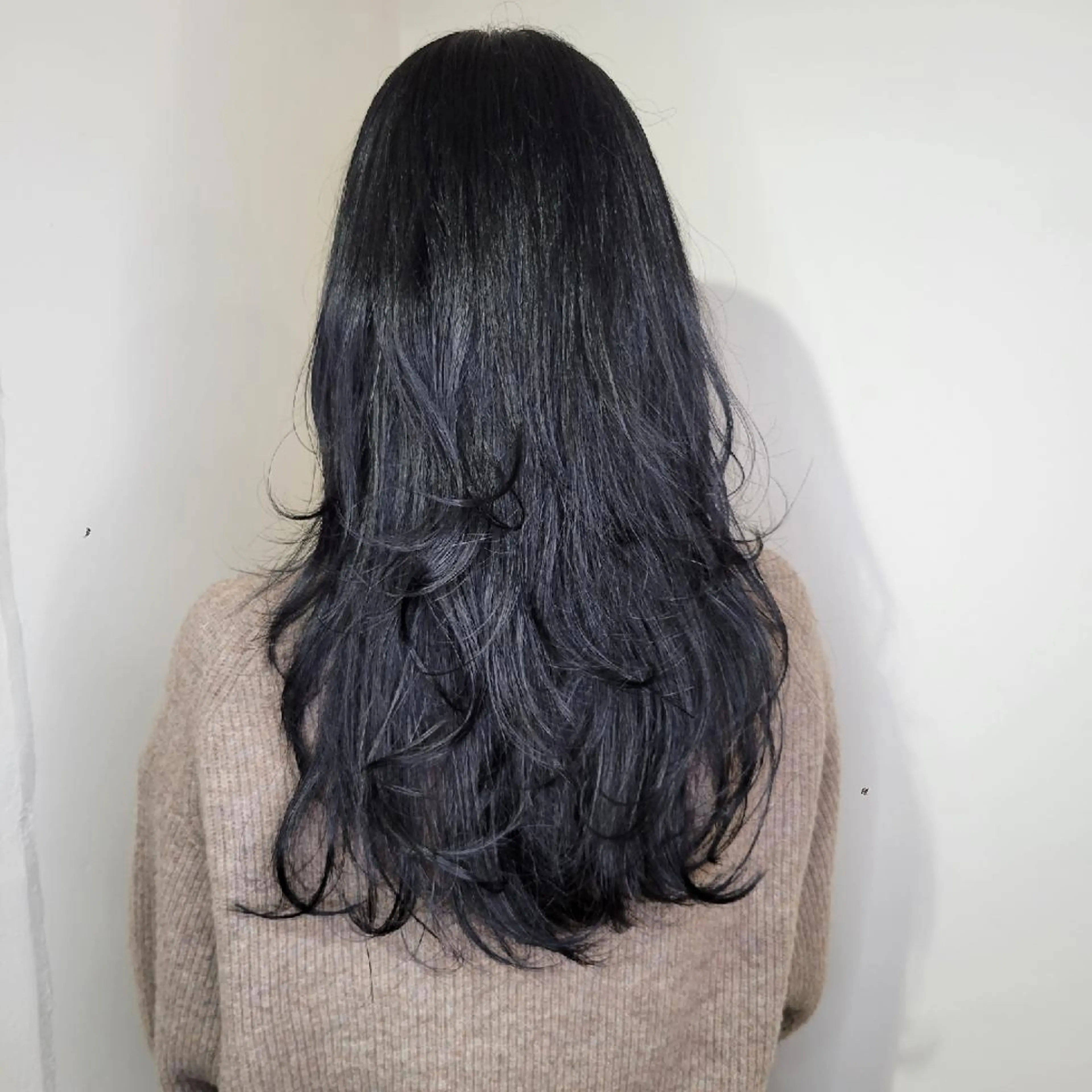 ロング ハイレイヤー レイヤーカット カット ヘアカラー トリートメント 🇰🇷透明感×ハイ トーン🌟tomoのヘアスタイル