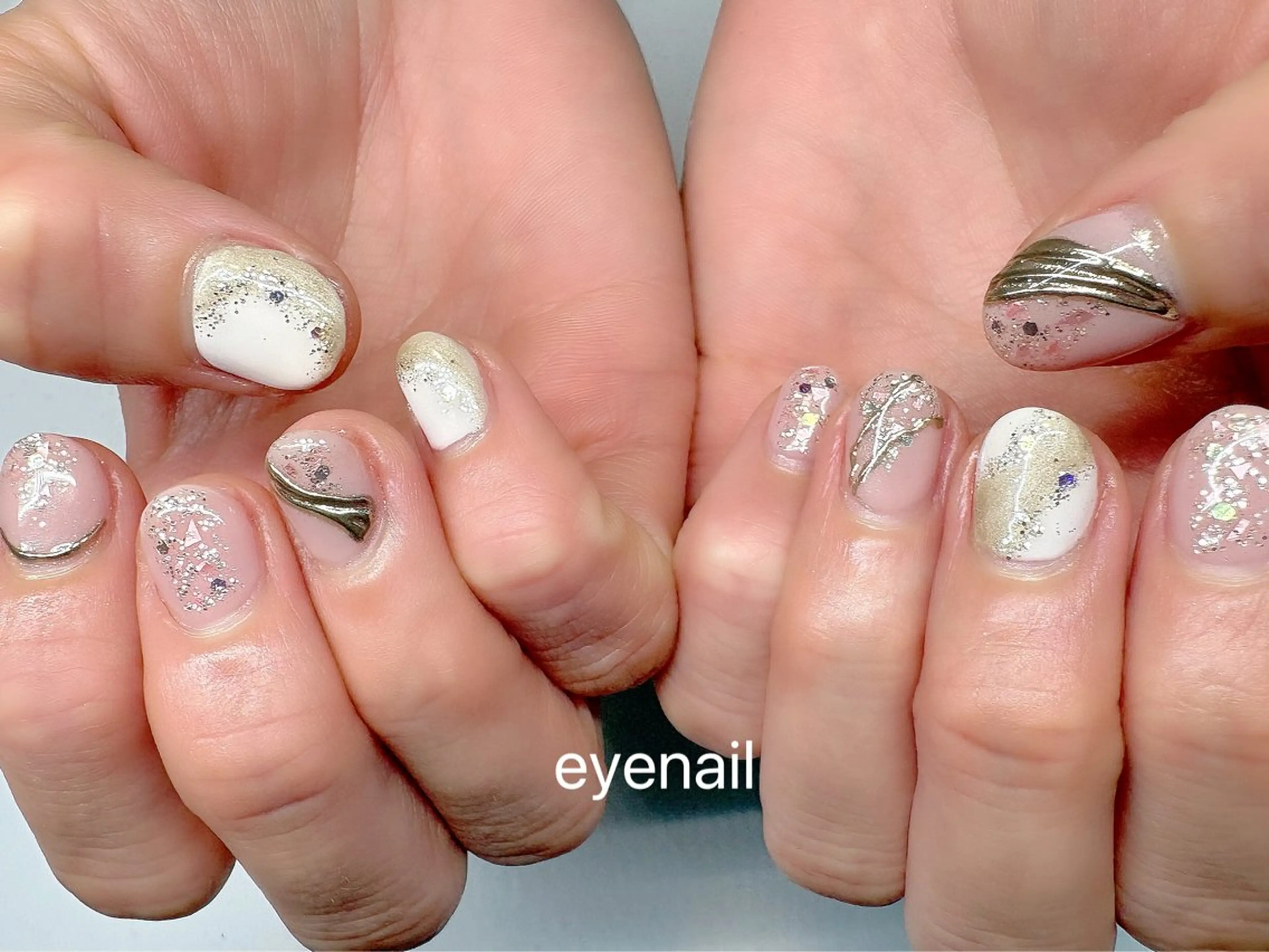 ネイル アートネイル ラメ(グリッター) ミラーネイル ブライダルネイル ハンドネイル Eye nailのネイルデザイン