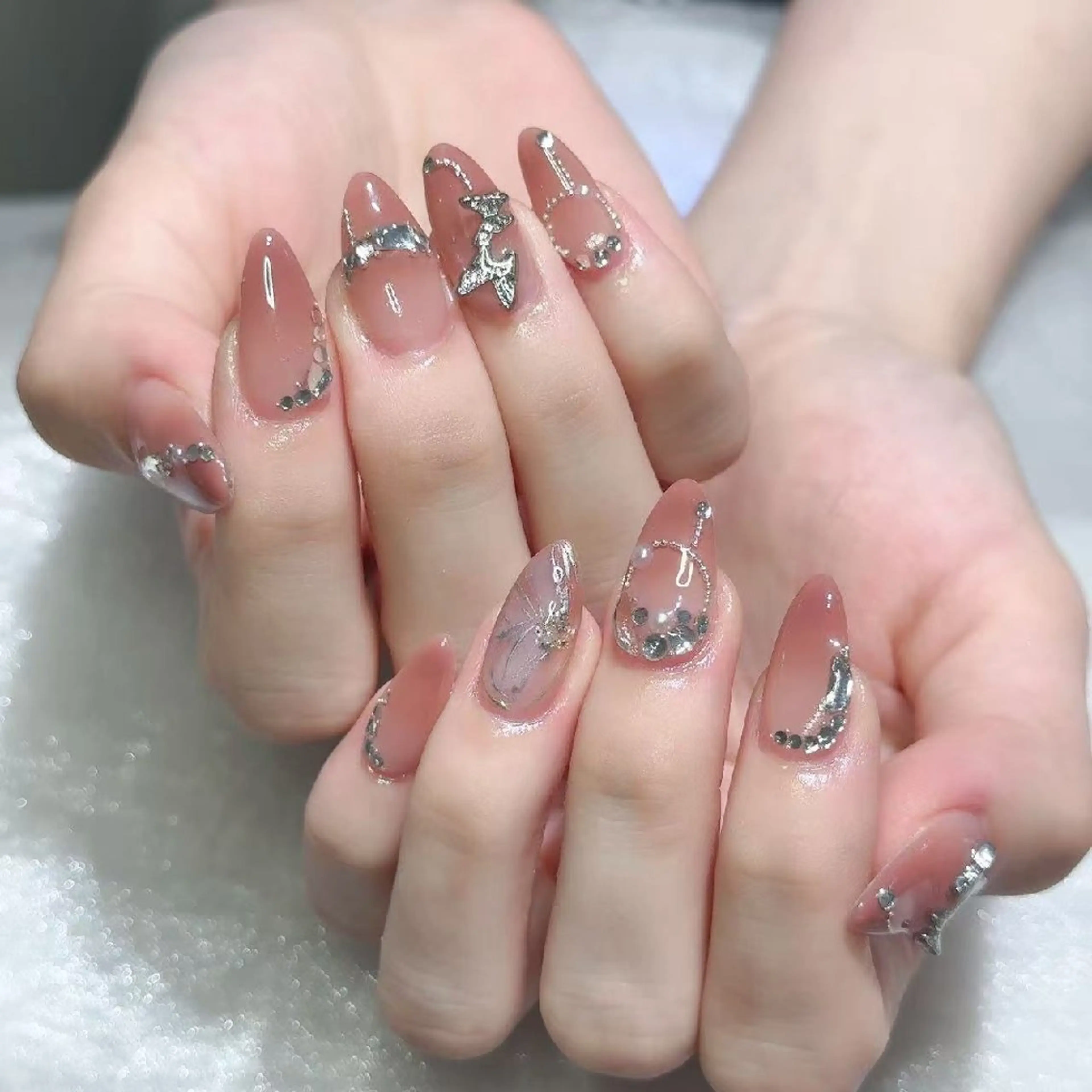 ネイル ハンドネイル Queen's ゆなのネイルデザイン