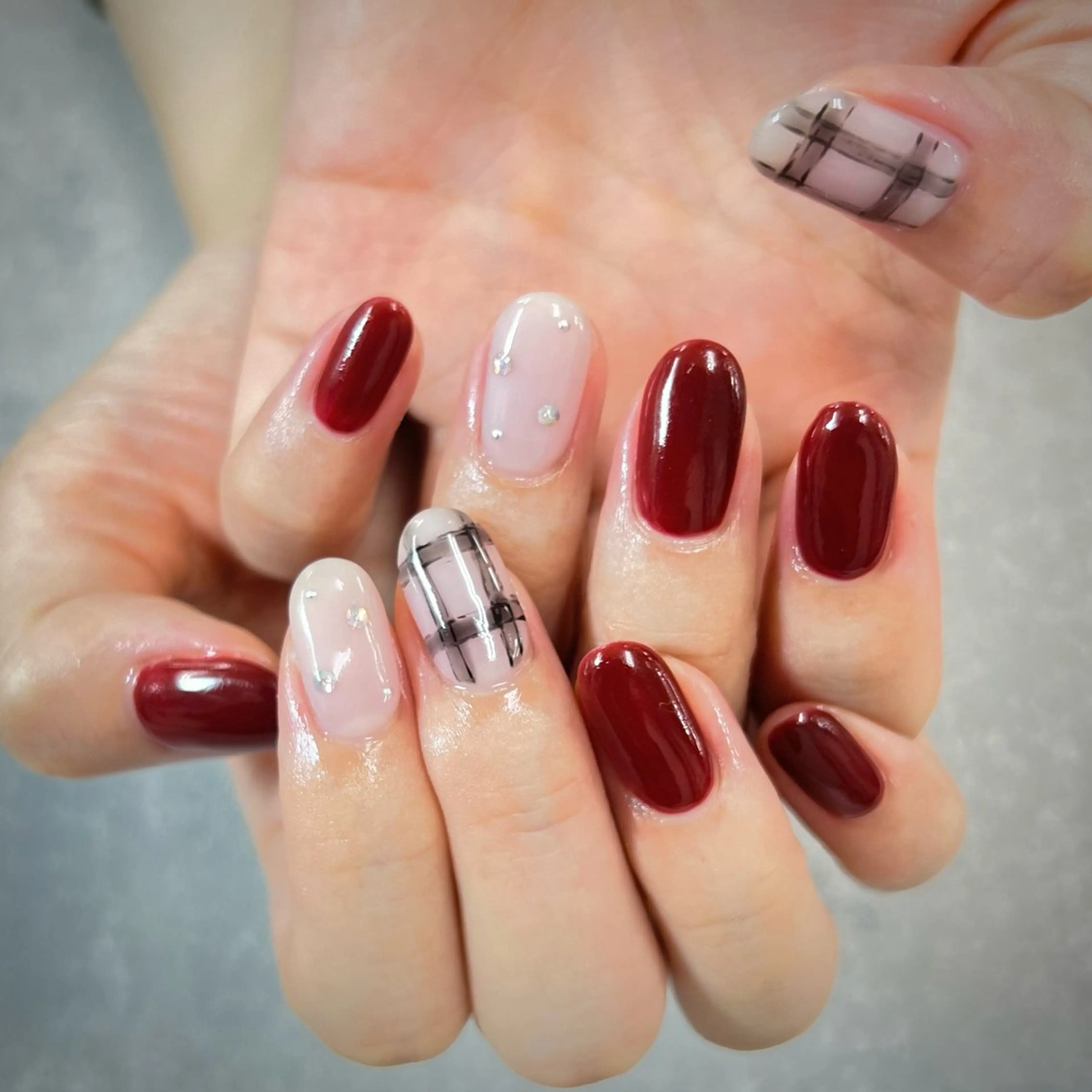 ネイル ストーンネイル ハンドネイル YAGAWA NAOのネイルデザイン