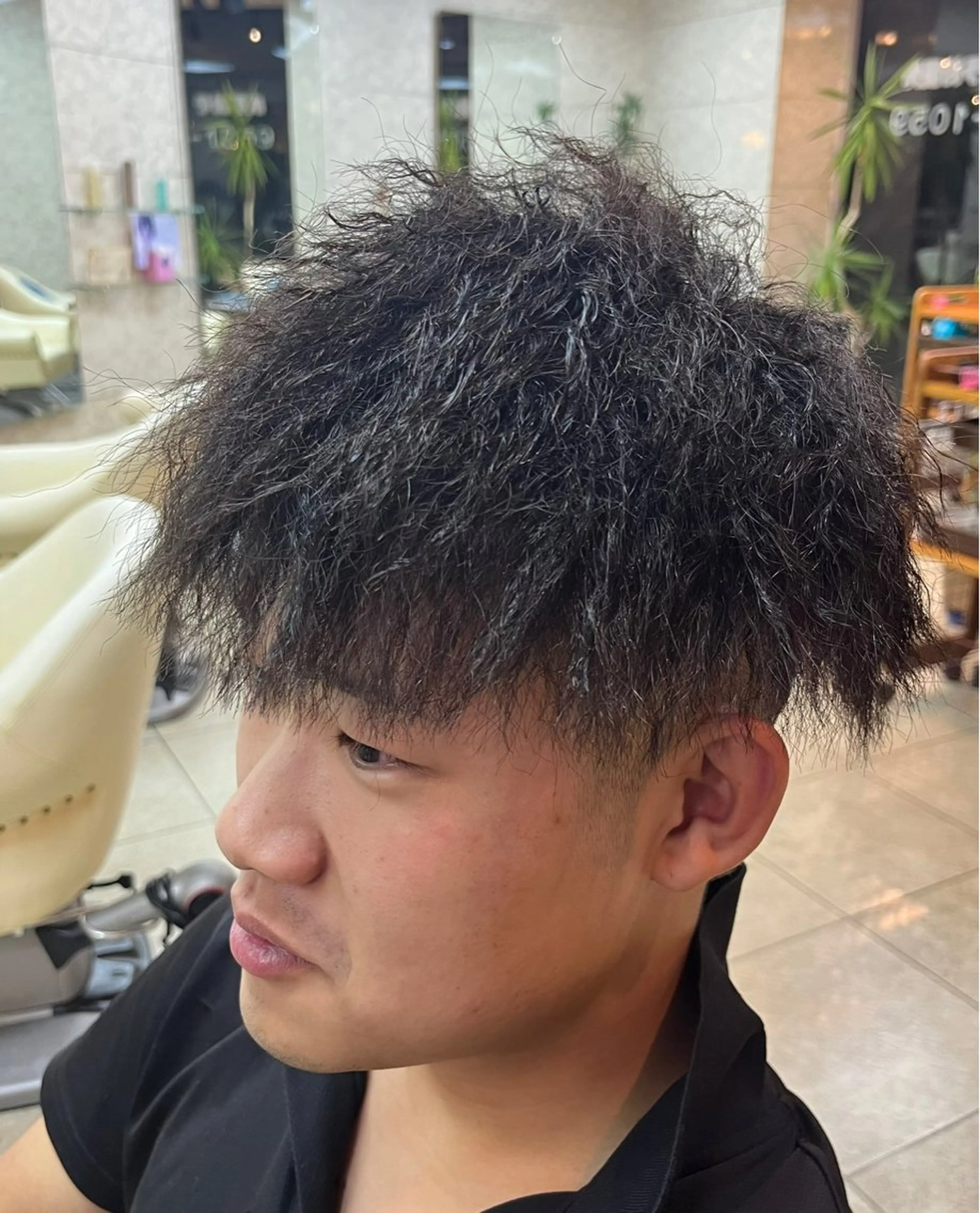 ミディアム パーマ メンズ SIKIBU  FUKUYAMA所属・熊谷 拓海のヘアスタイル