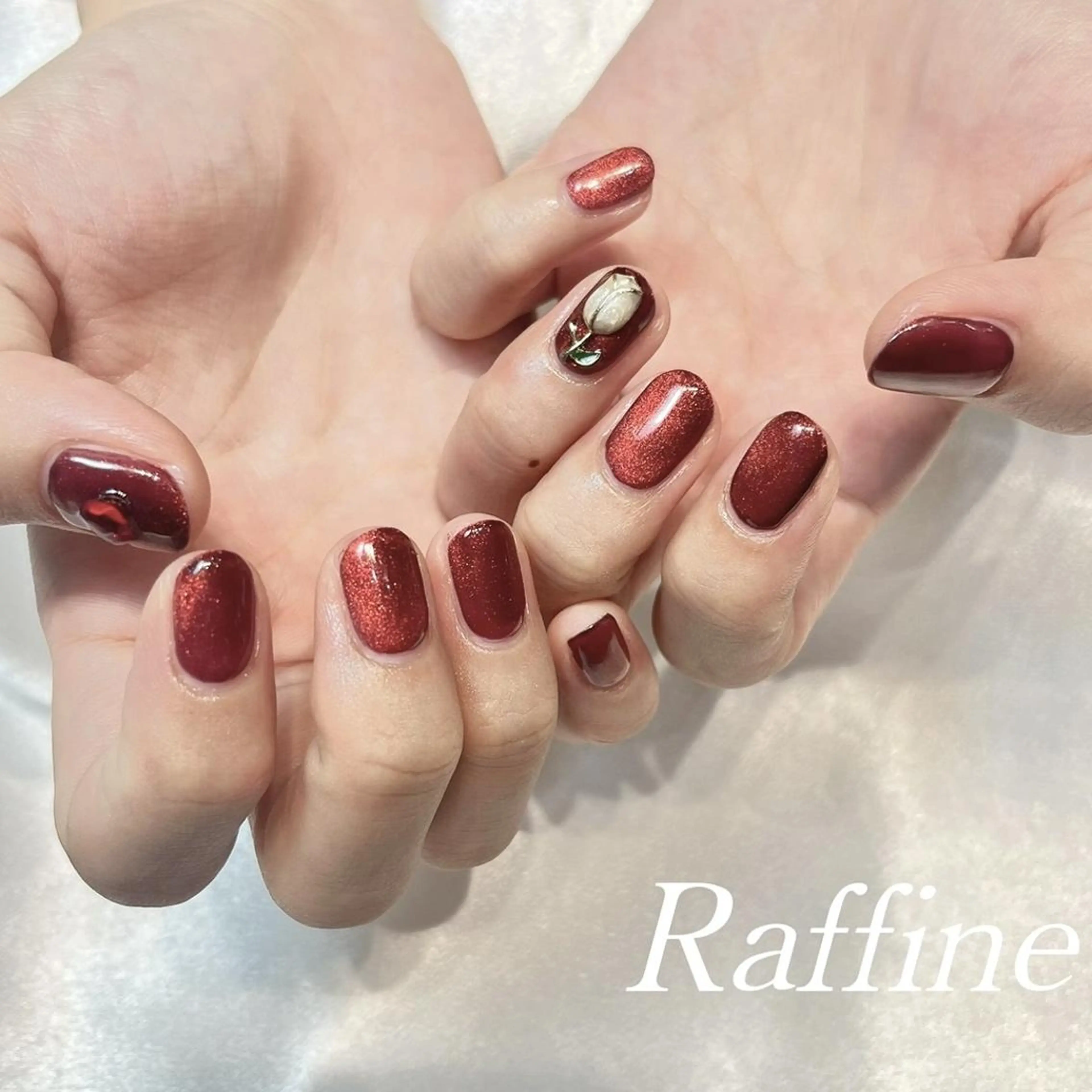 ネイル RAFFINE 月🦋🩵のネイルデザイン