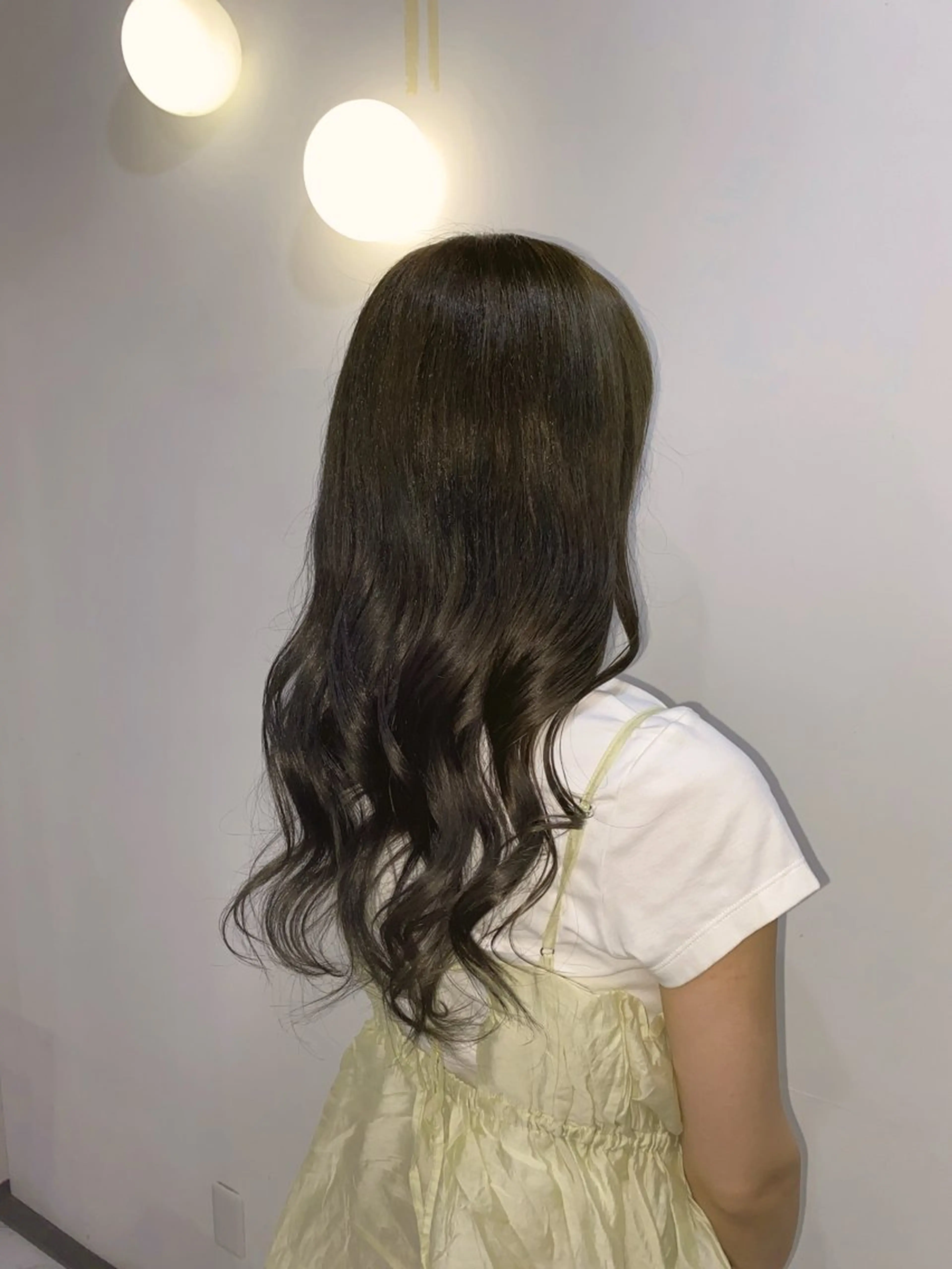 ロング カラー 透明感カラー グレージュ オリーブグレージュ オリーブグレー ハナダ メイのヘアスタイル