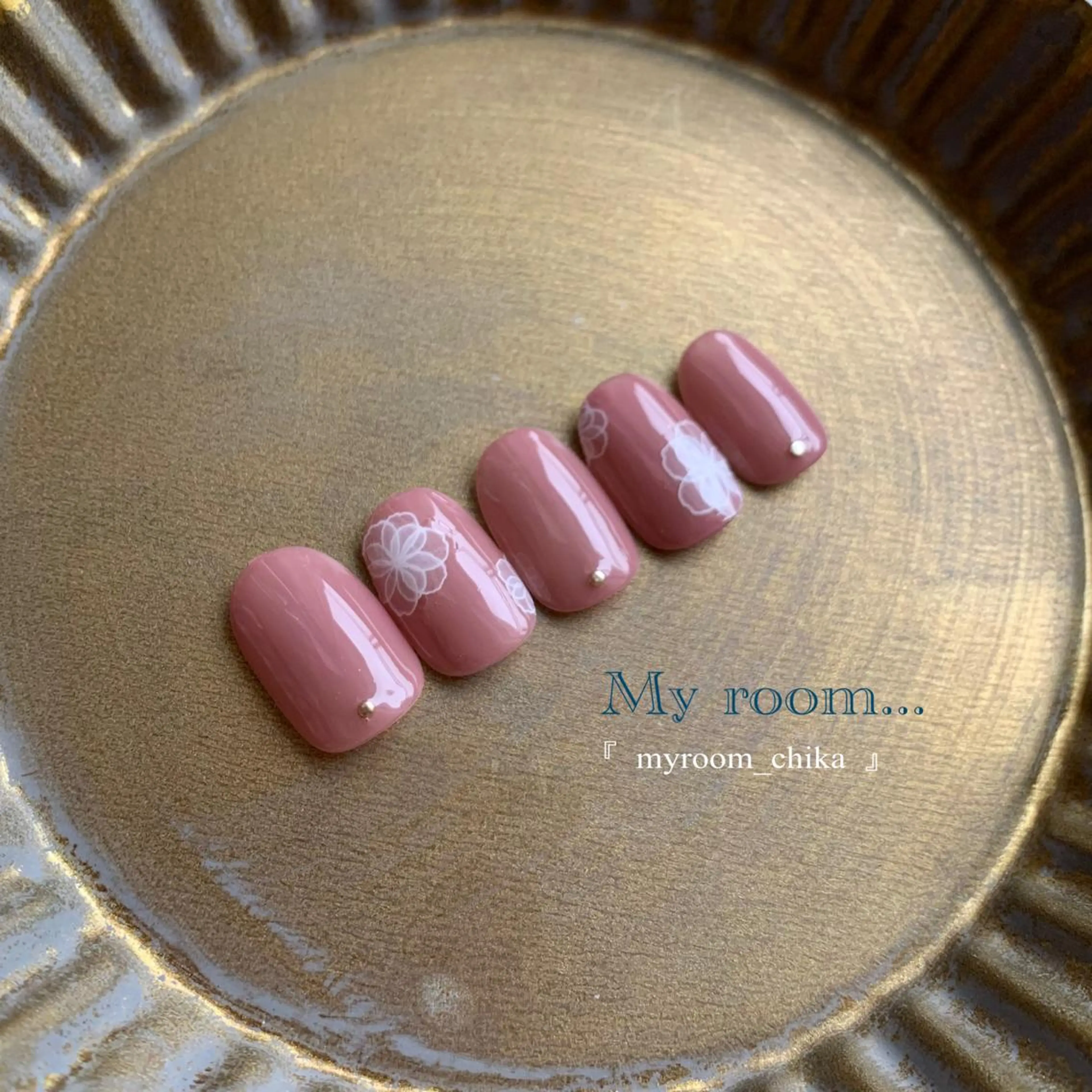 Amua.facial salon所属・Amua.ハーブ 新宿御苑駅前のエステ・リラクイメージ