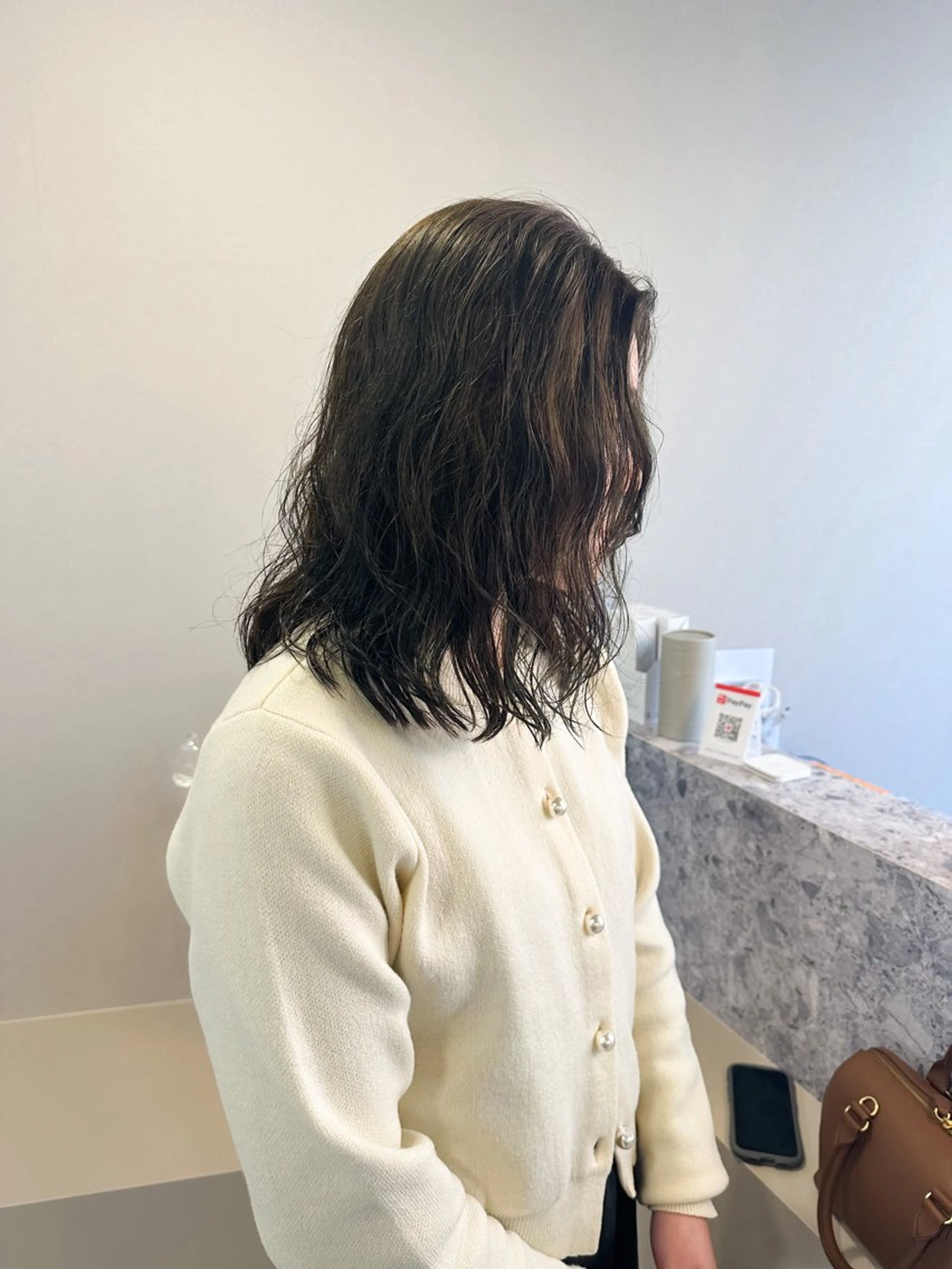 ミディアム カラー グレージュ オリーブグレージュ オリーブグレー 🌼透明感艶カラー オリーブ🌼河村咲のヘアスタイル