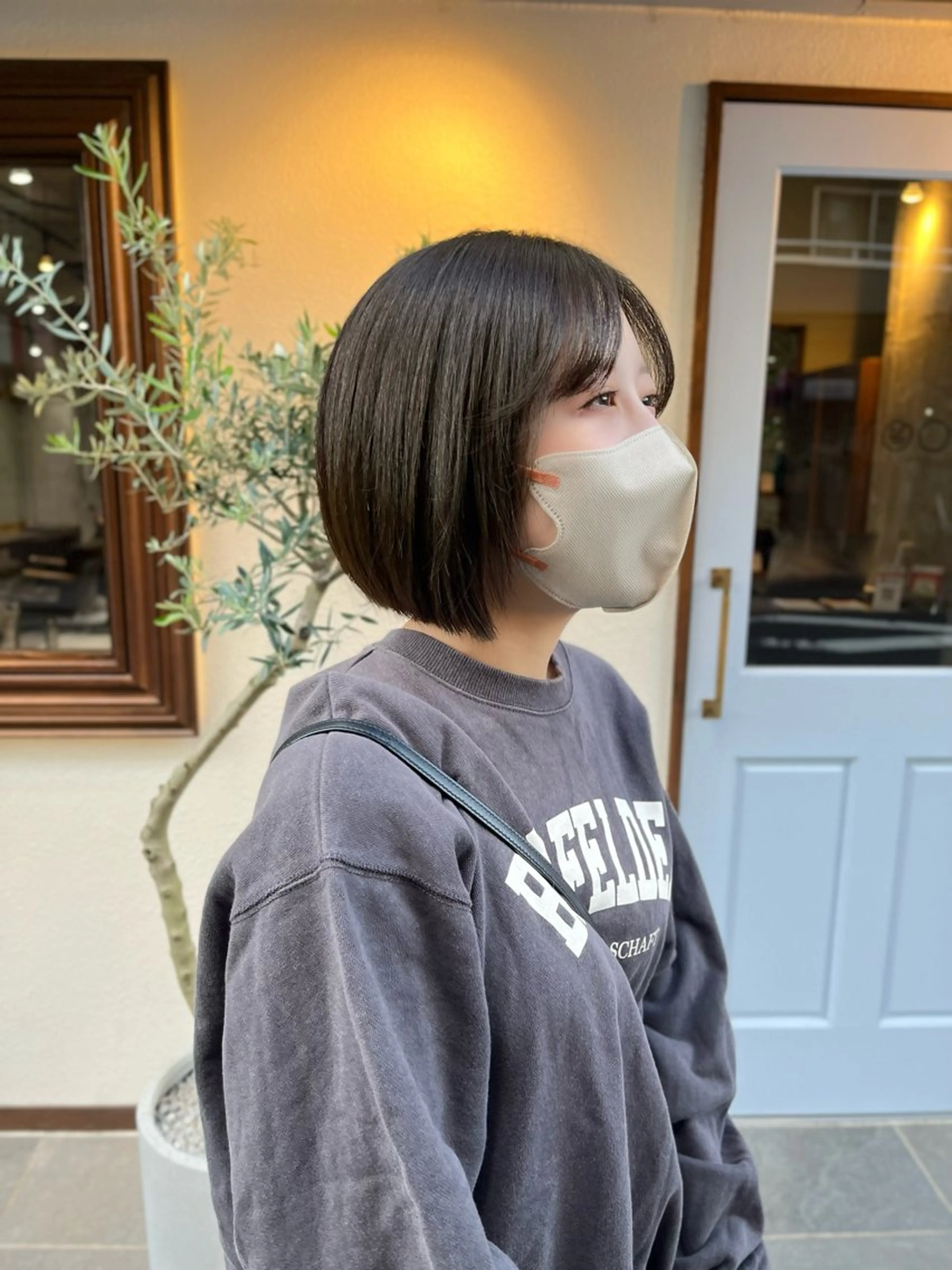 ショート 切りっぱなしボブ ボブ mizo /ケアカラー/登戸のヘアスタイル