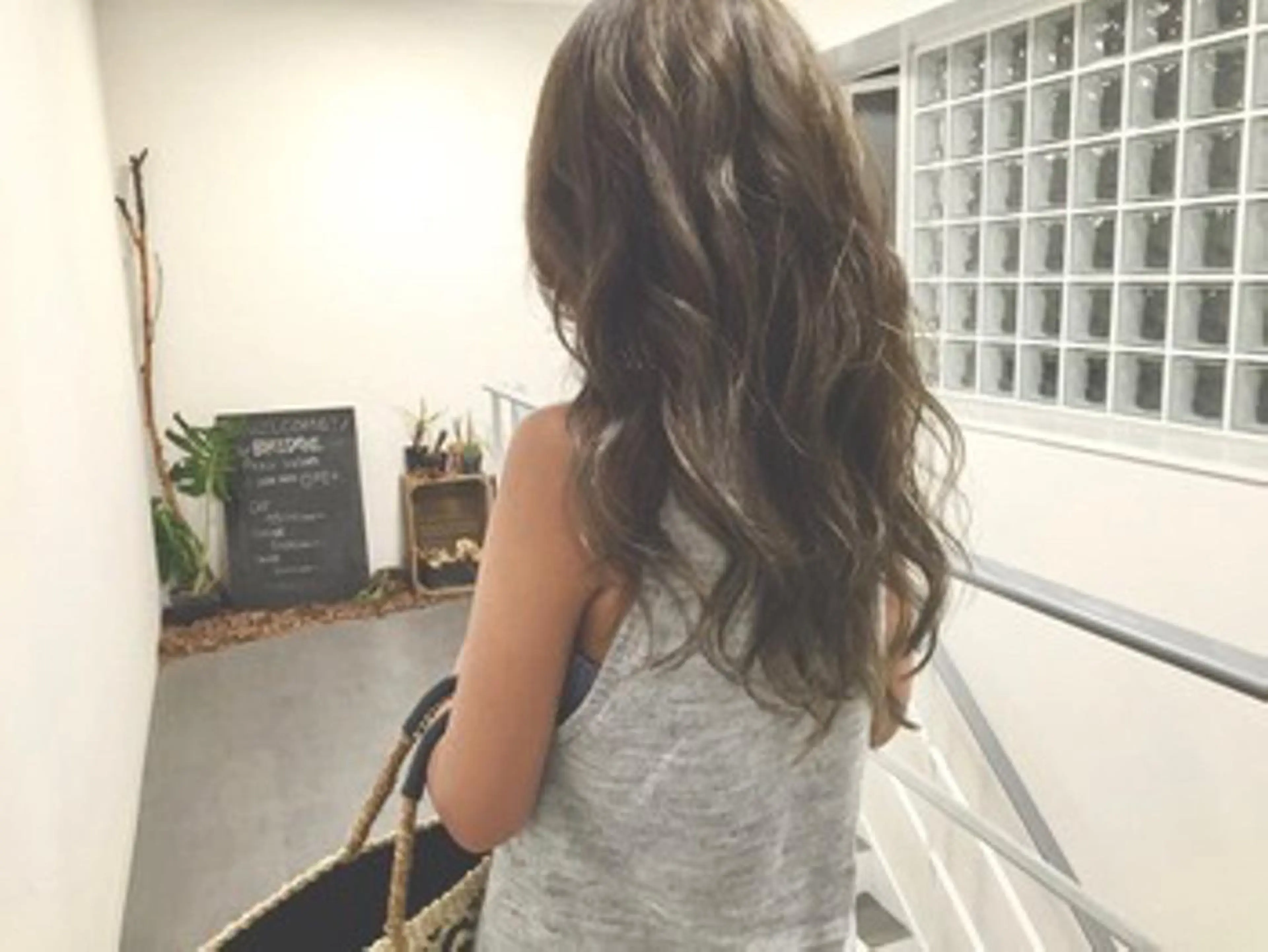 ロング 外国人風カラー ハイライト the BRIDGE hair salonのヘアスタイル