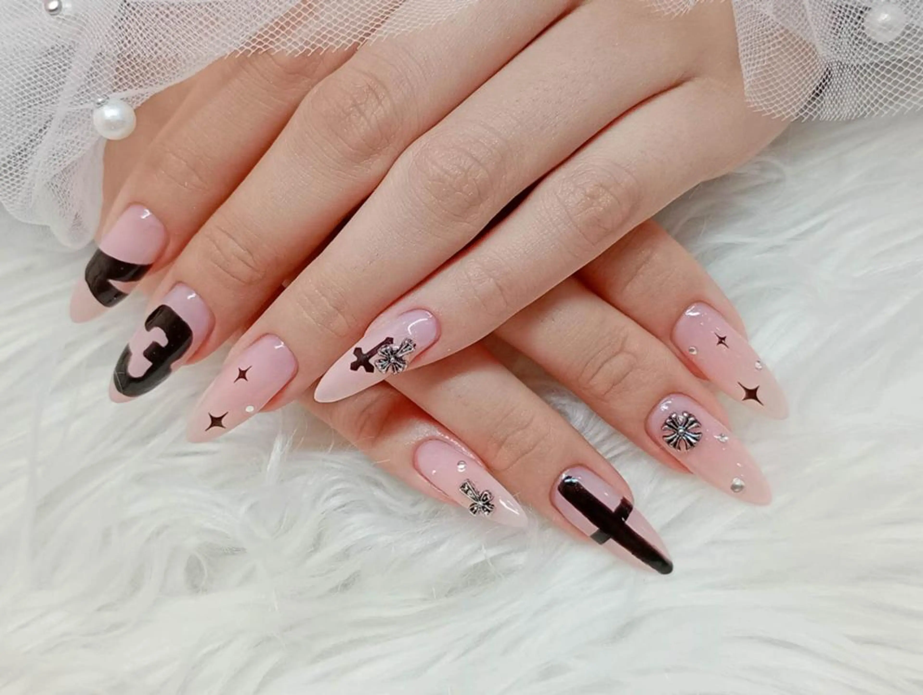 ネイル 長さ出し ジェルネイル 韓国ネイル 持ち込み パラジェル ハンドネイル ハンドケア Hana Bloom Nail💜Akiのネイルデザイン