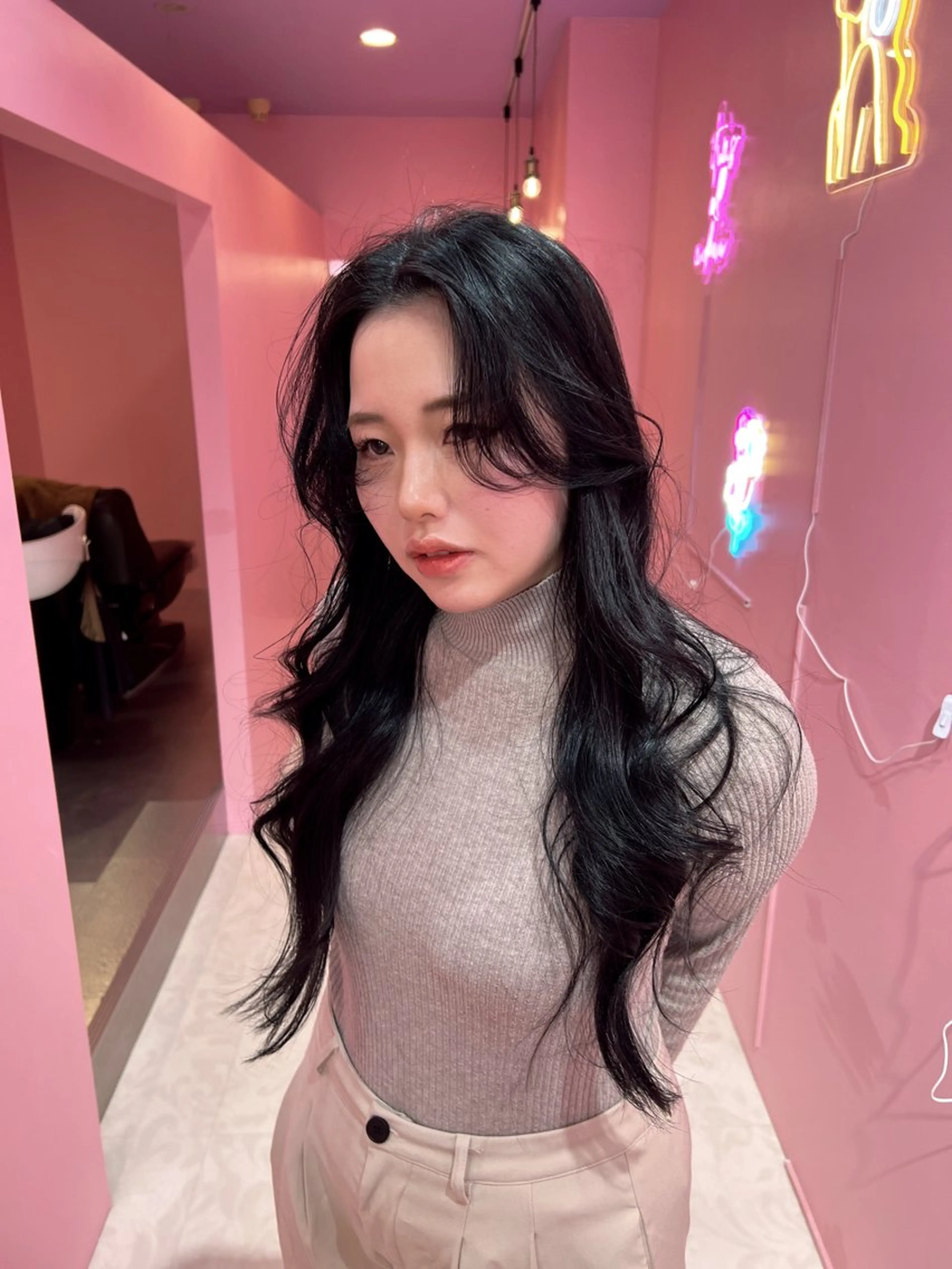 ロング カット ヘアカラー トリートメント 紙屋町ショート /ボブ　パーマ河内蓮のヘアスタイル