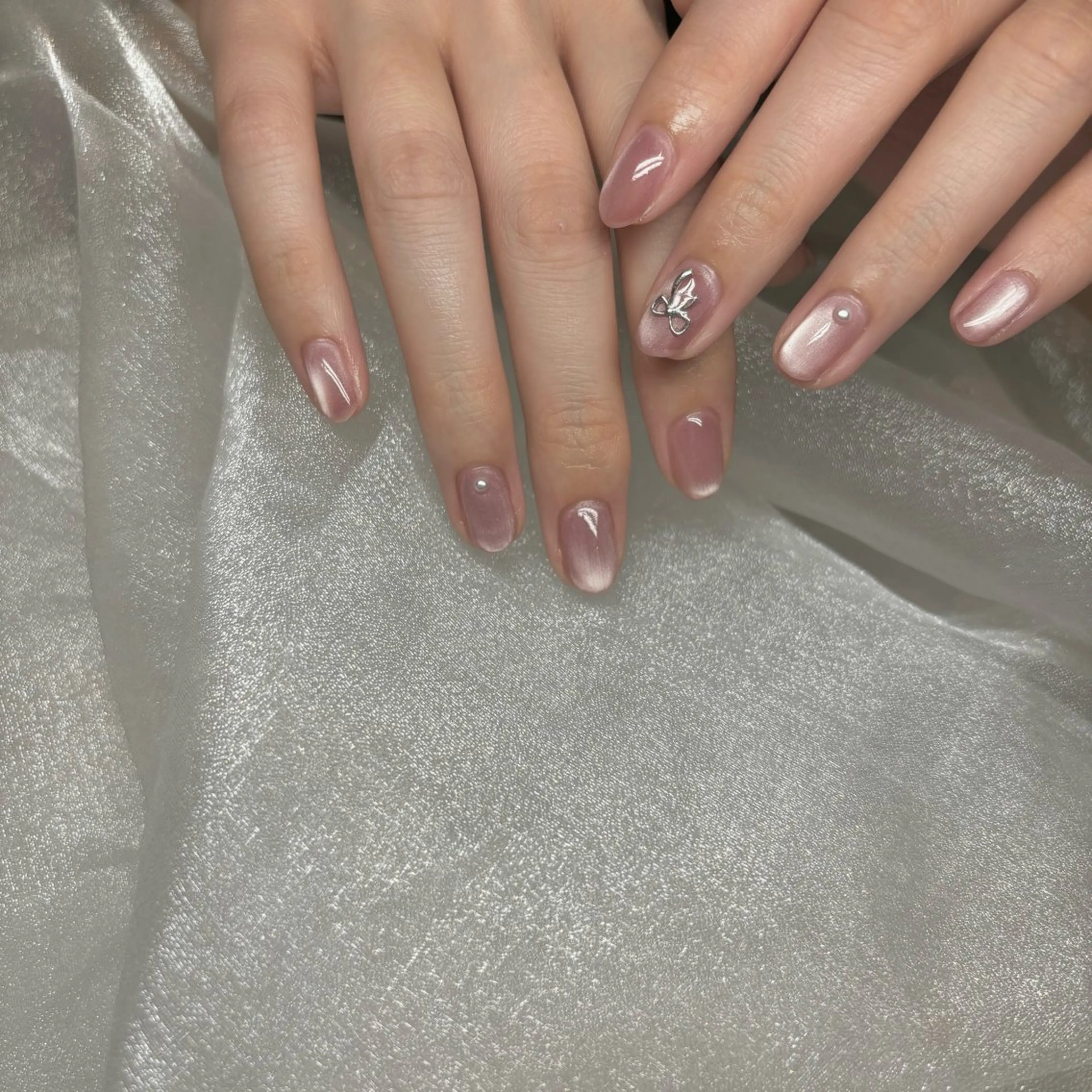 ネイル ハンドネイル ANNE梅田ALLYS店所属・村上 カンナのネイルデザイン