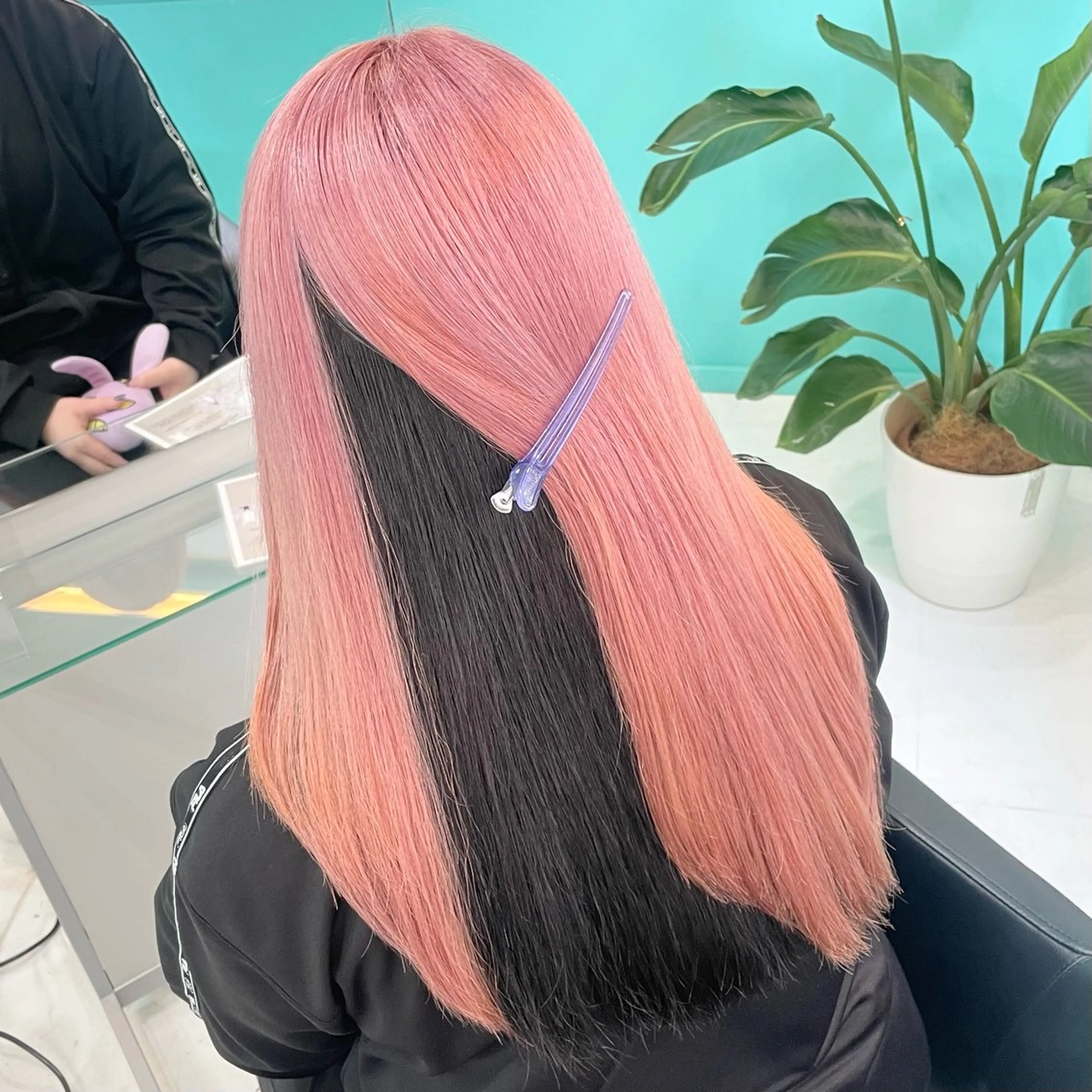 ロング カラー ベージュカラー ピンクカラー ピンクベージュ Natsuki‎🤍 透明感×艶カラー🫧のヘアスタイル