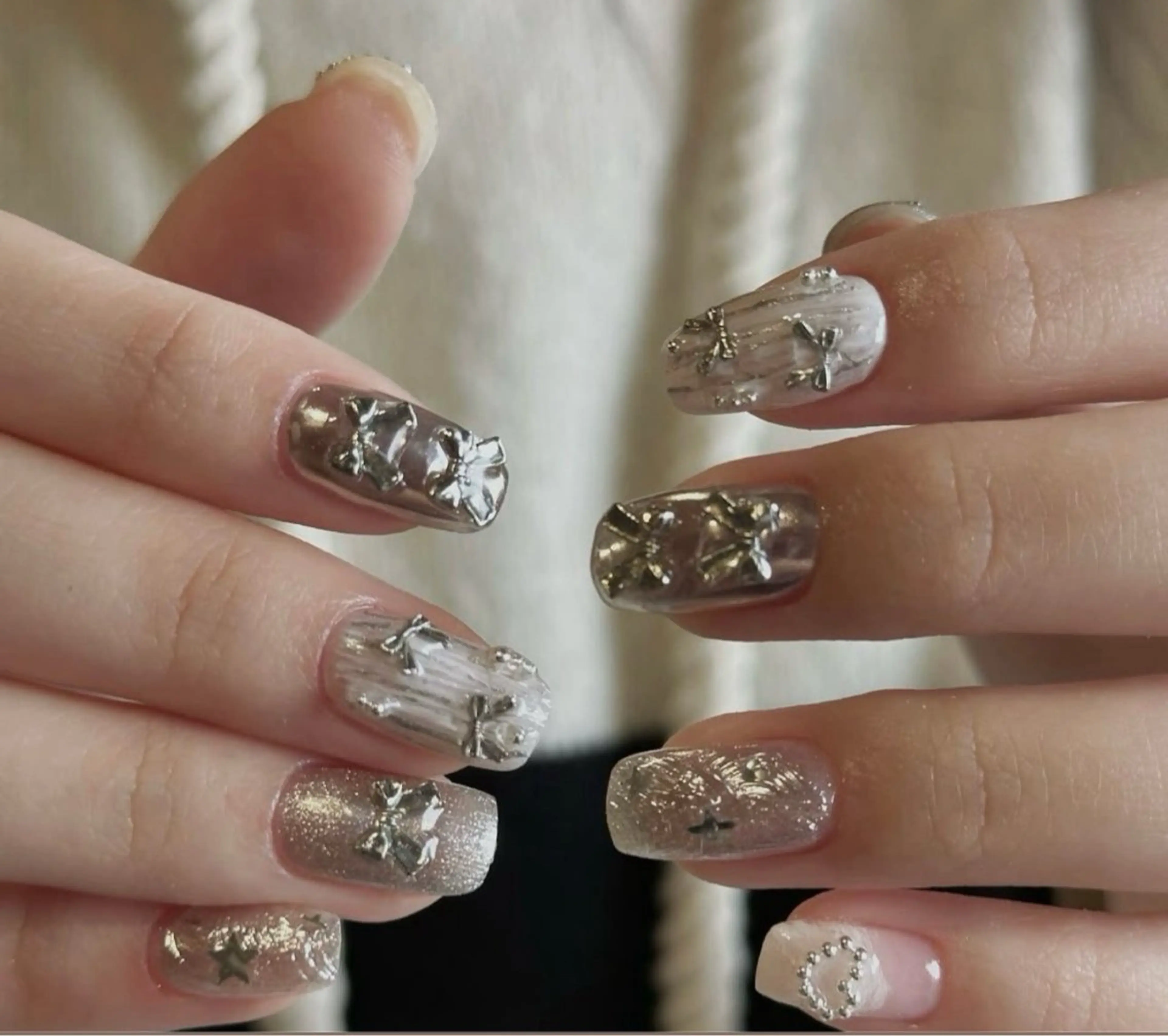 ネイル アートネイル オーロラネイル チークネイル フレンチネイル ガラスフレンチ ハンドネイル 🎀🎀YooLi Nail Salonのネイルデザイン