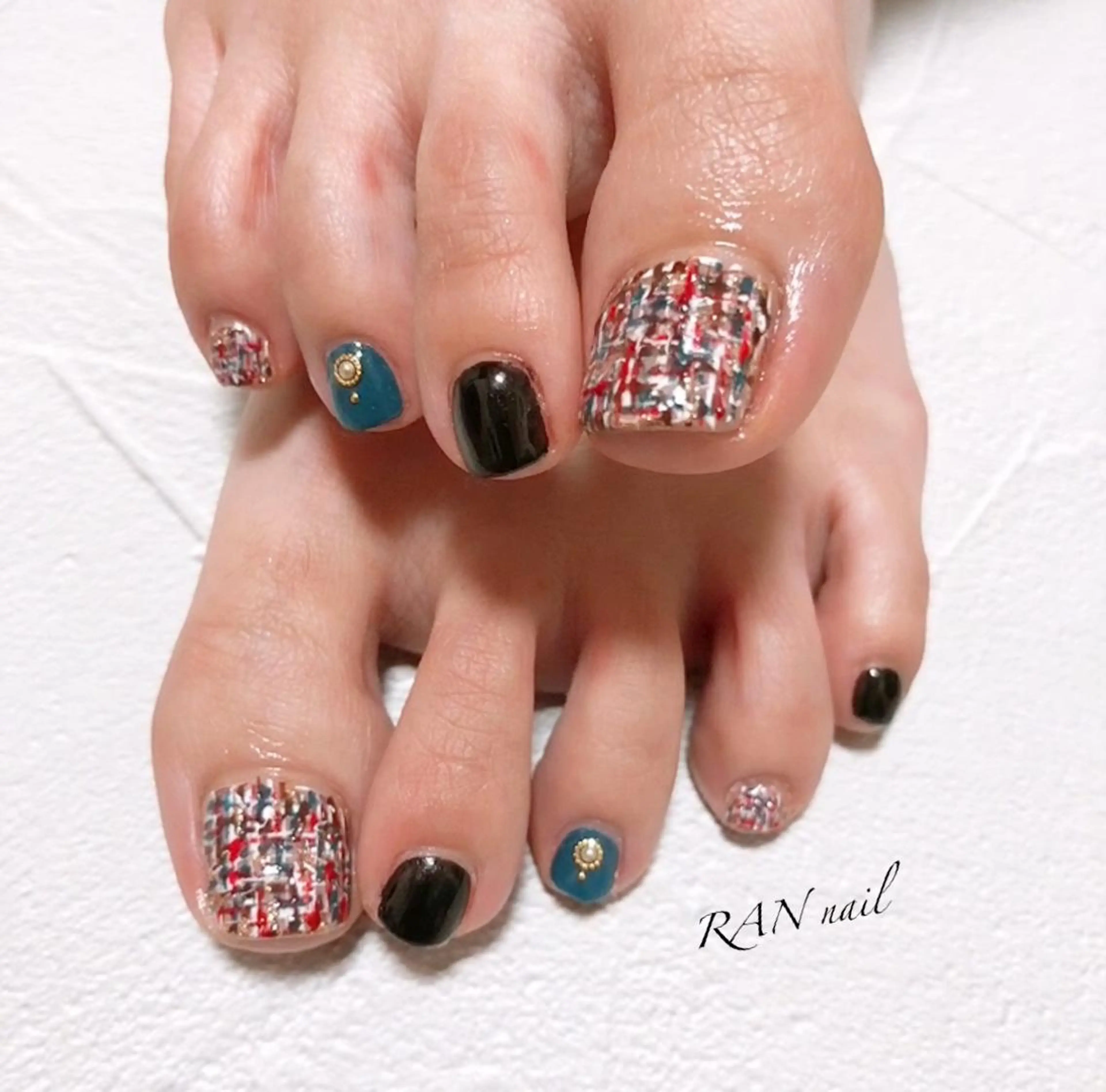 ネイル ブルー フットネイル オフィスネイル ピンク 春ネイル ハンドネイル フットネイル RAN nail 〜ランネイル〜所属・RAN nailのネイルデザイン