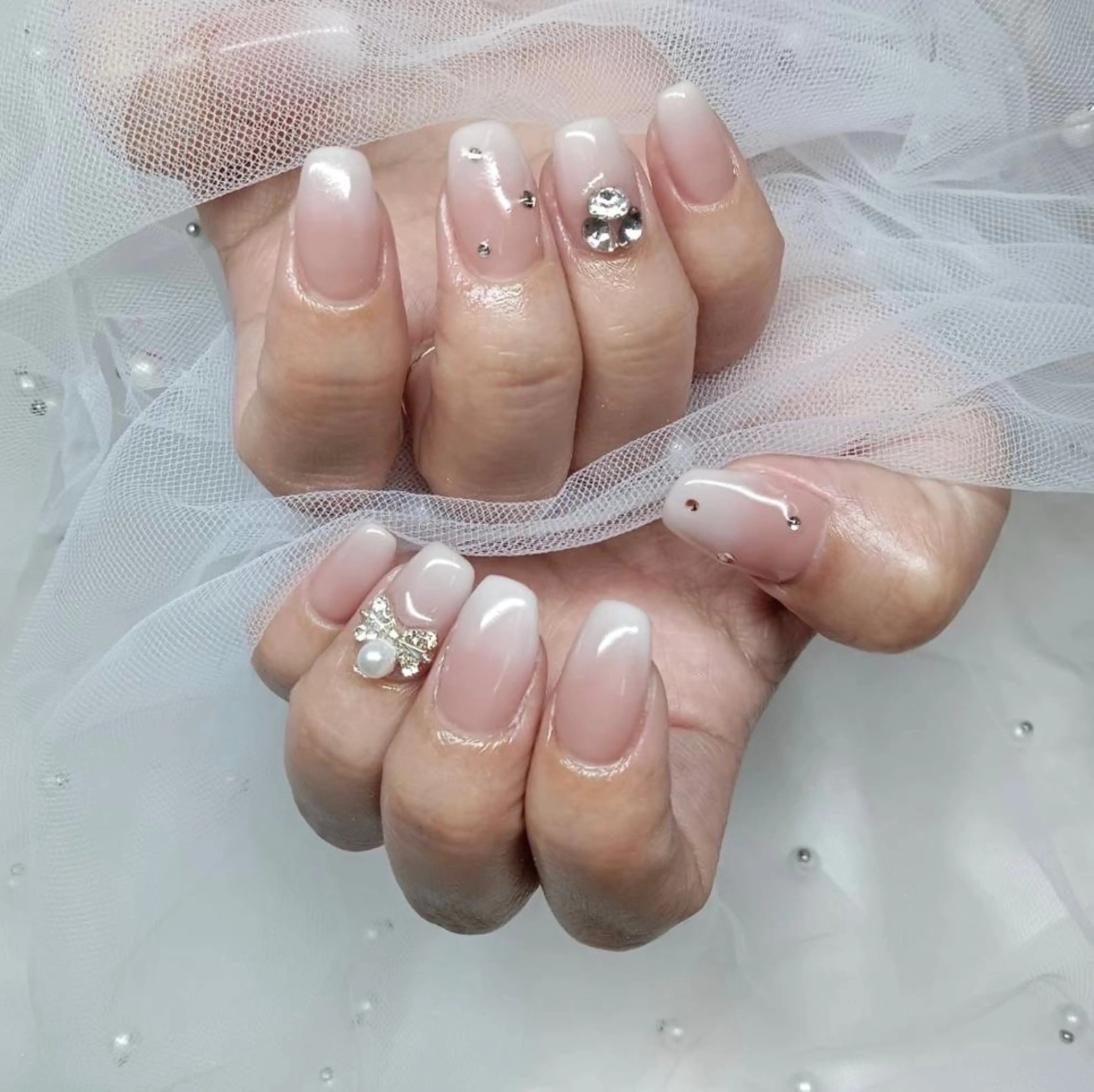 ネイル ハンドネイル 金井 奈々のネイルデザイン