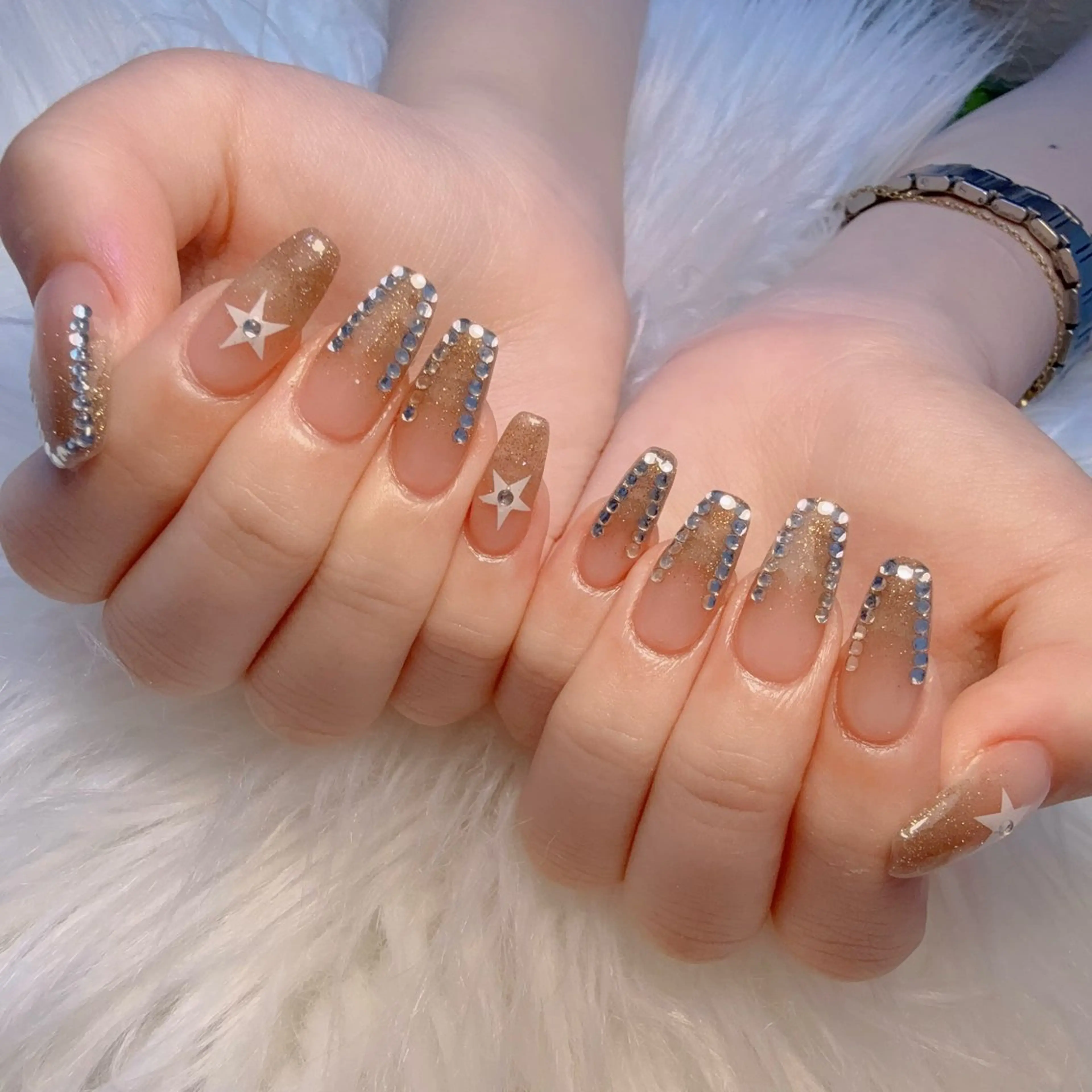 ネイル 西野 カナのネイルデザイン