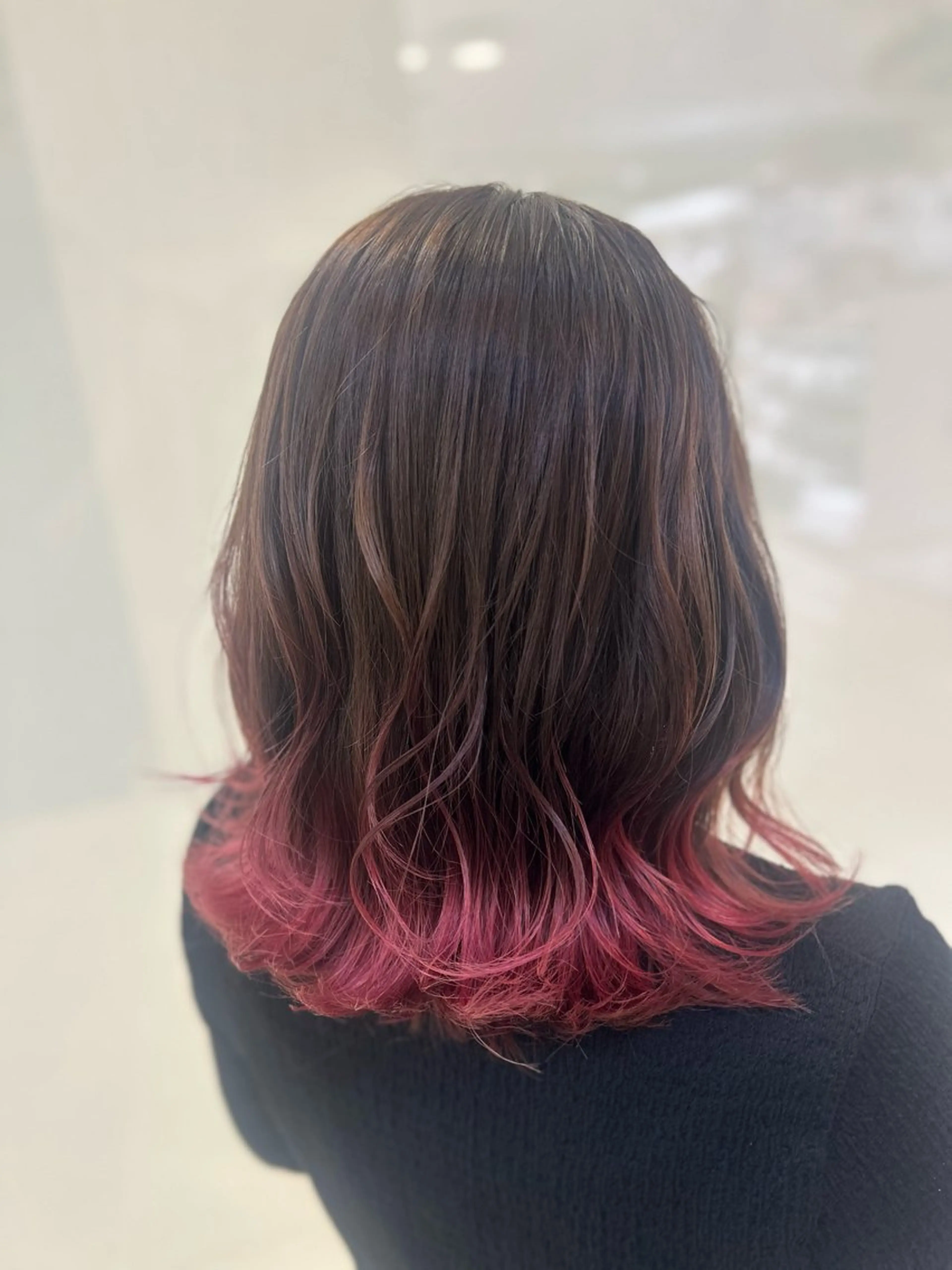 ミディアム カラー ヘアカラー トリートメント 艶質改善/縮毛矯正 ササキナツミのヘアスタイル