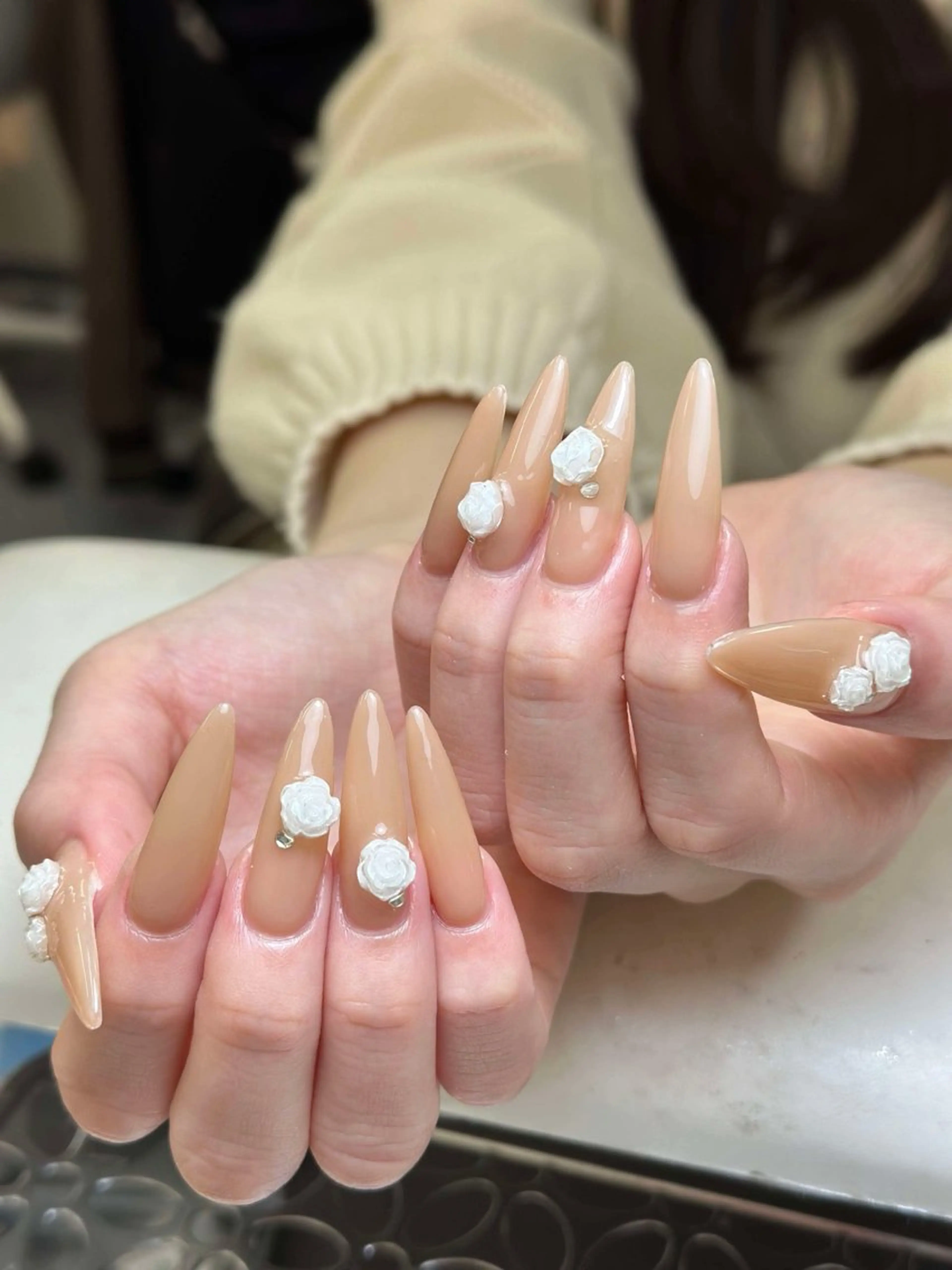 ネイル グラデーション キラキラネイル ワンカラーネイル 冬ネイル Jenn Nail Salonのネイルデザイン