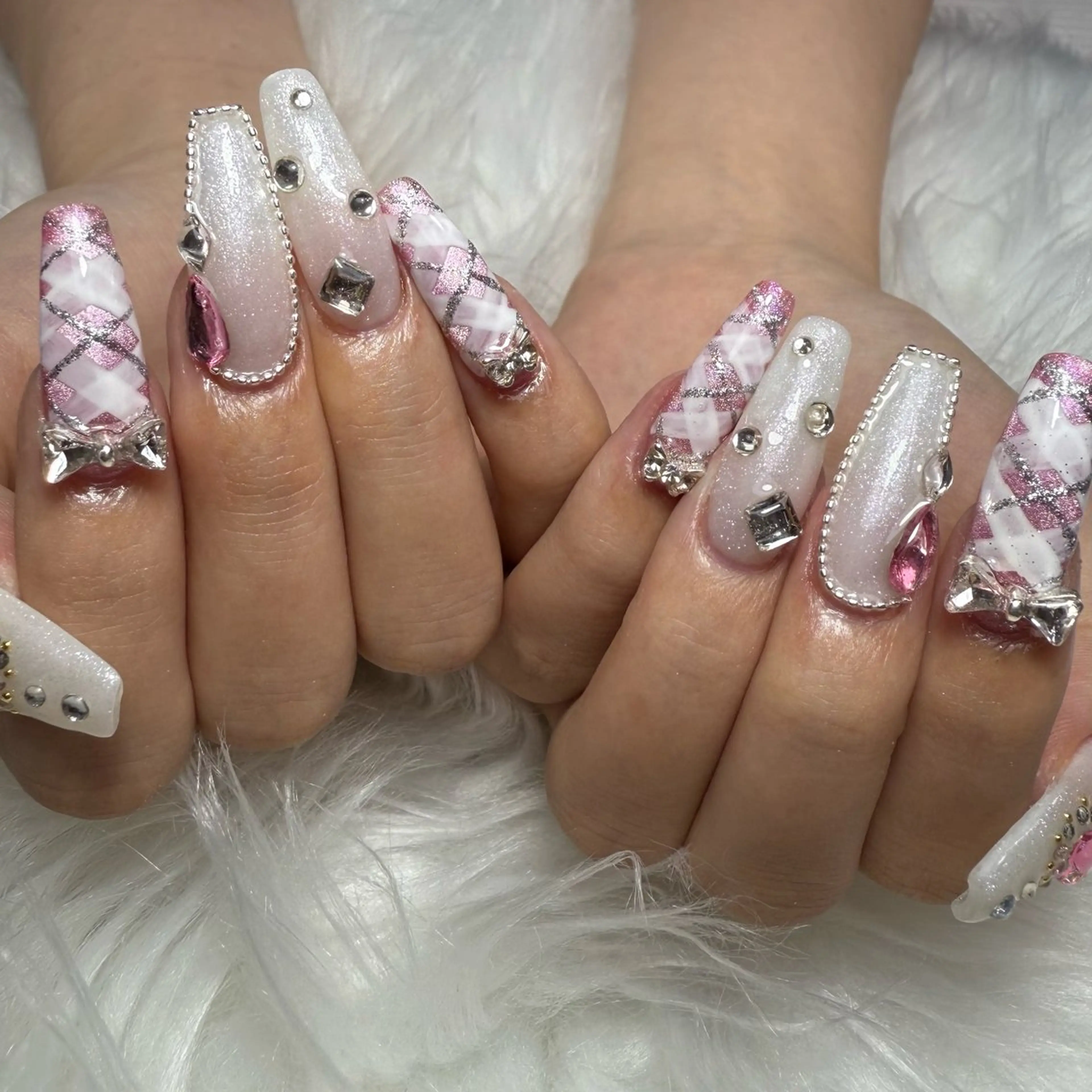 ネイル 持ち込み ハンドネイル L'ino nailのネイルデザイン