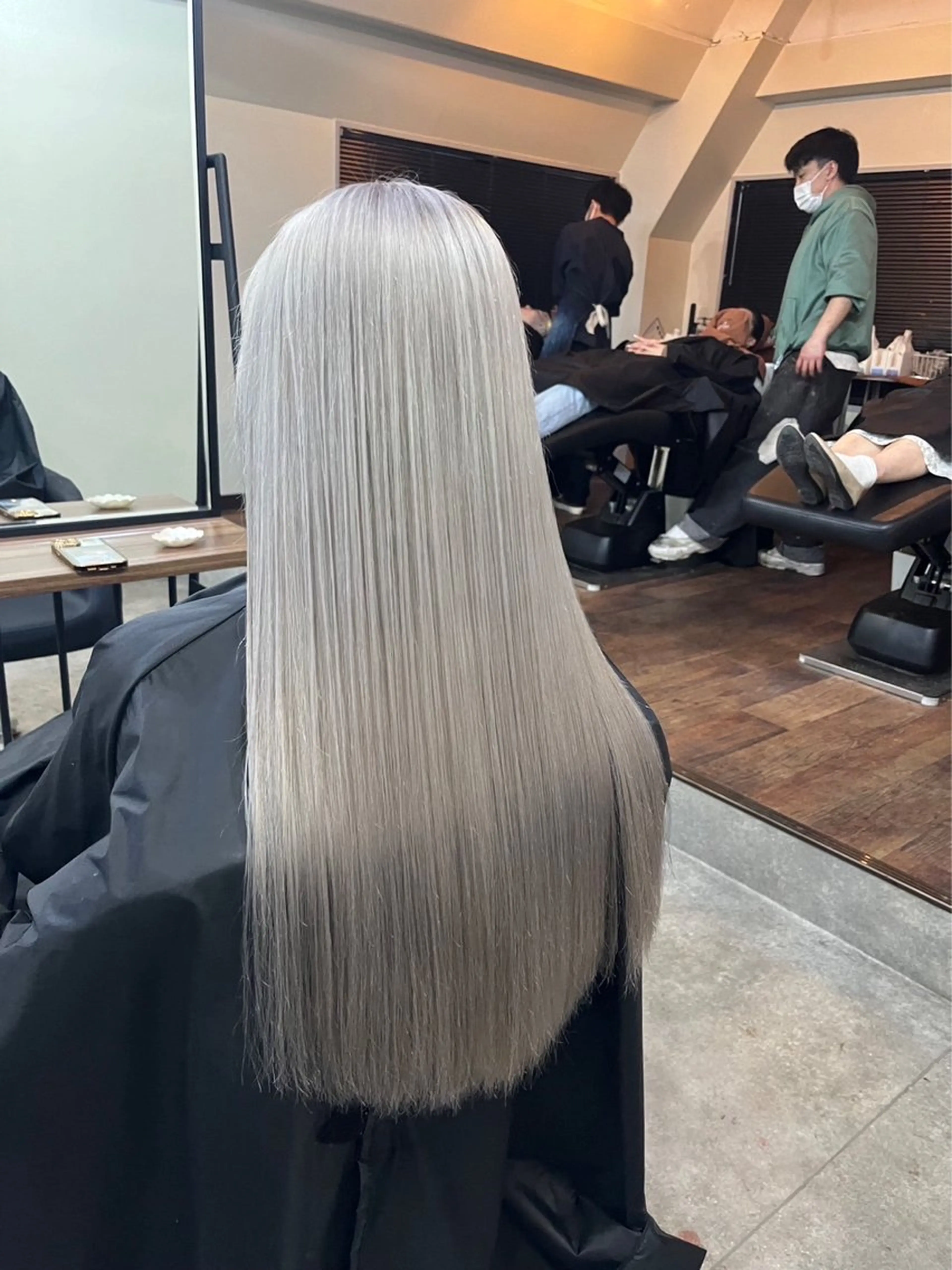 カラー ブリーチ ケアブリーチ ダブルカラー インナーカラー ボブ ヘアカラー トリートメント ヘアセット 艶髪ケア特化✨ トワのヘアスタイル