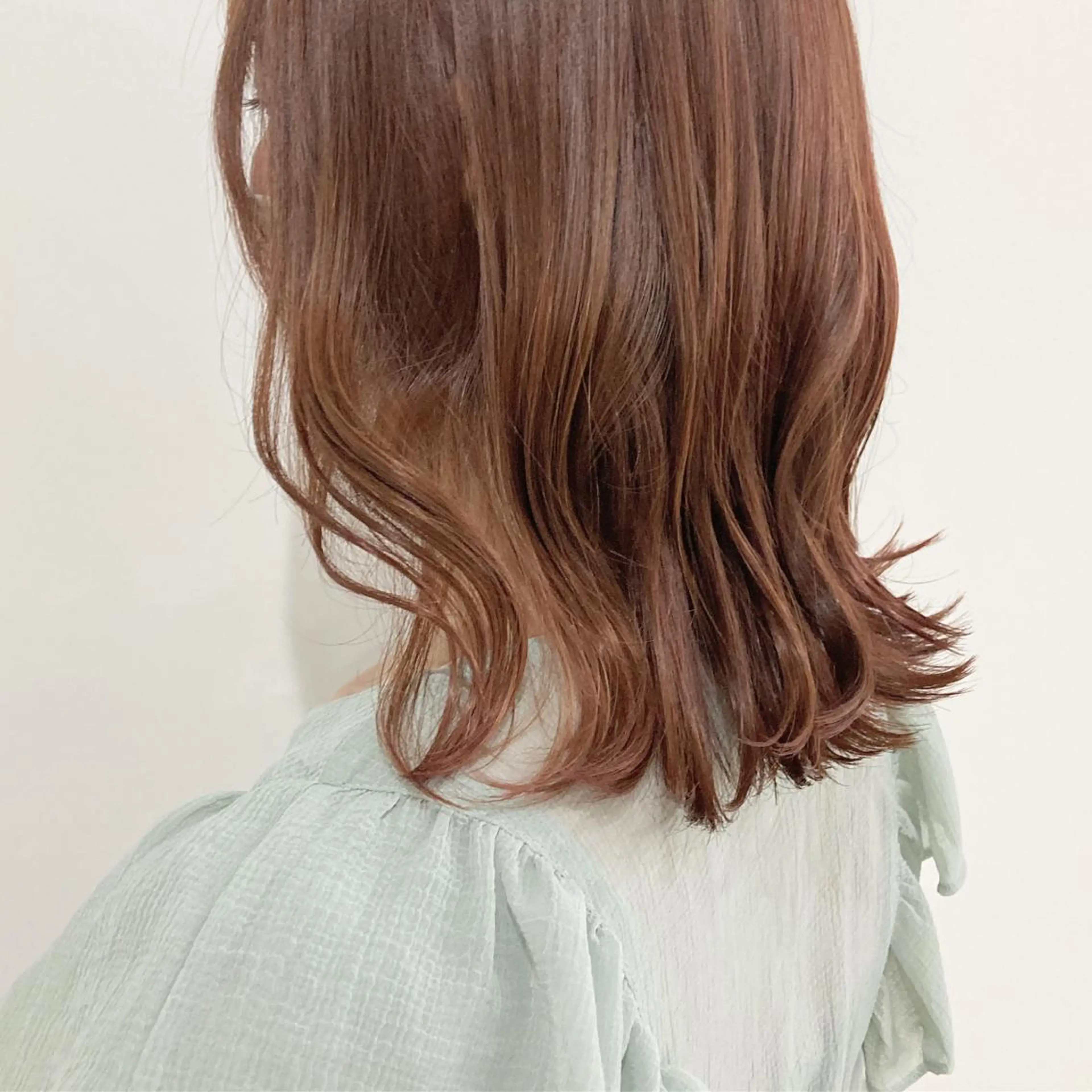 ミディアム カラー ブリーチ ブリーチなしカラー ピンクカラー お洒落パーマ/ 艶カラー/michiのヘアスタイル