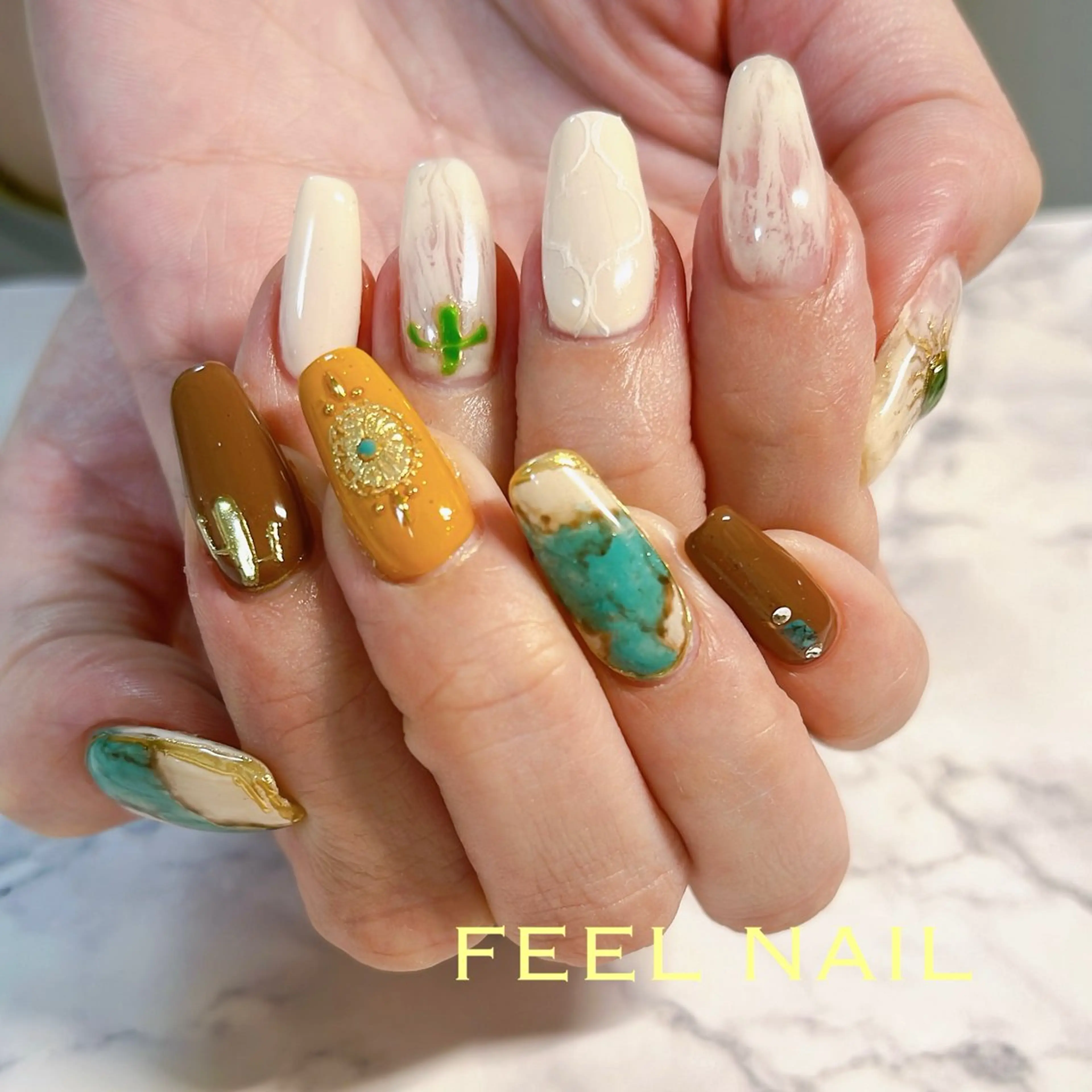 ネイル 持ち込み 秋好 悠のネイルデザイン