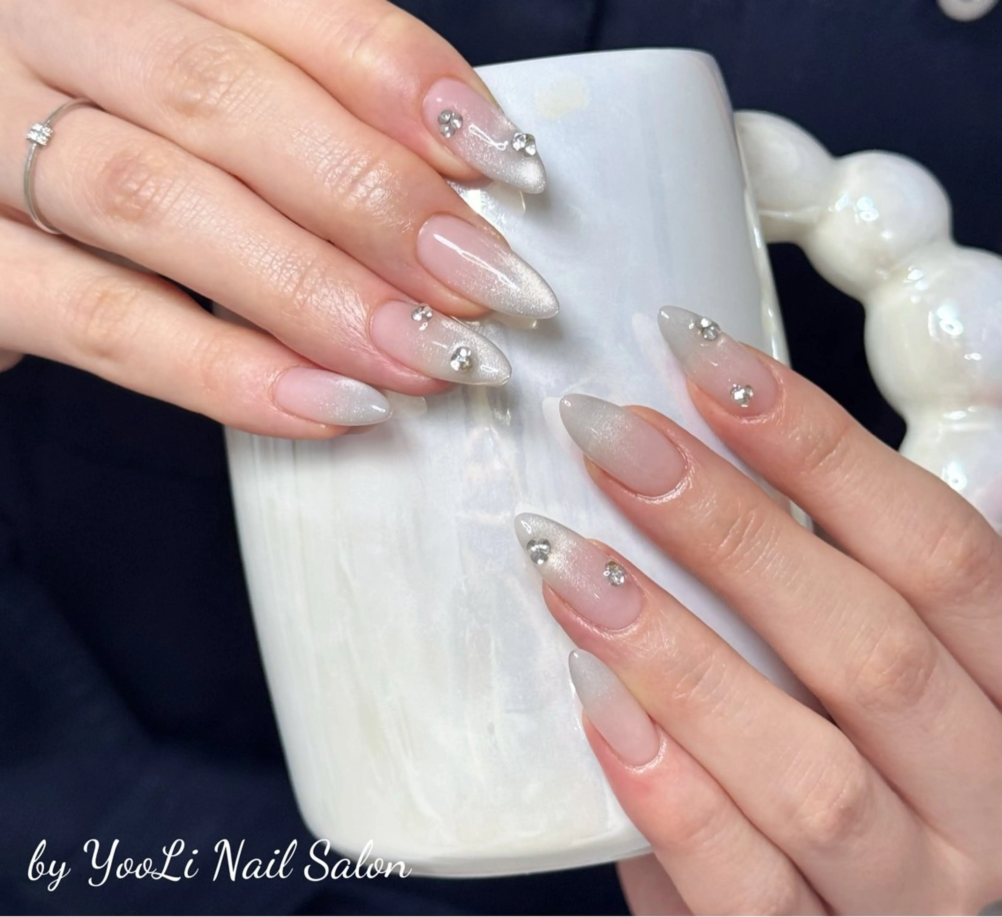 ネイル アートネイル オーロラネイル チークネイル フレンチネイル ガラスフレンチ ハンドネイル 🎀🎀YooLi Nail Salonのネイルデザイン