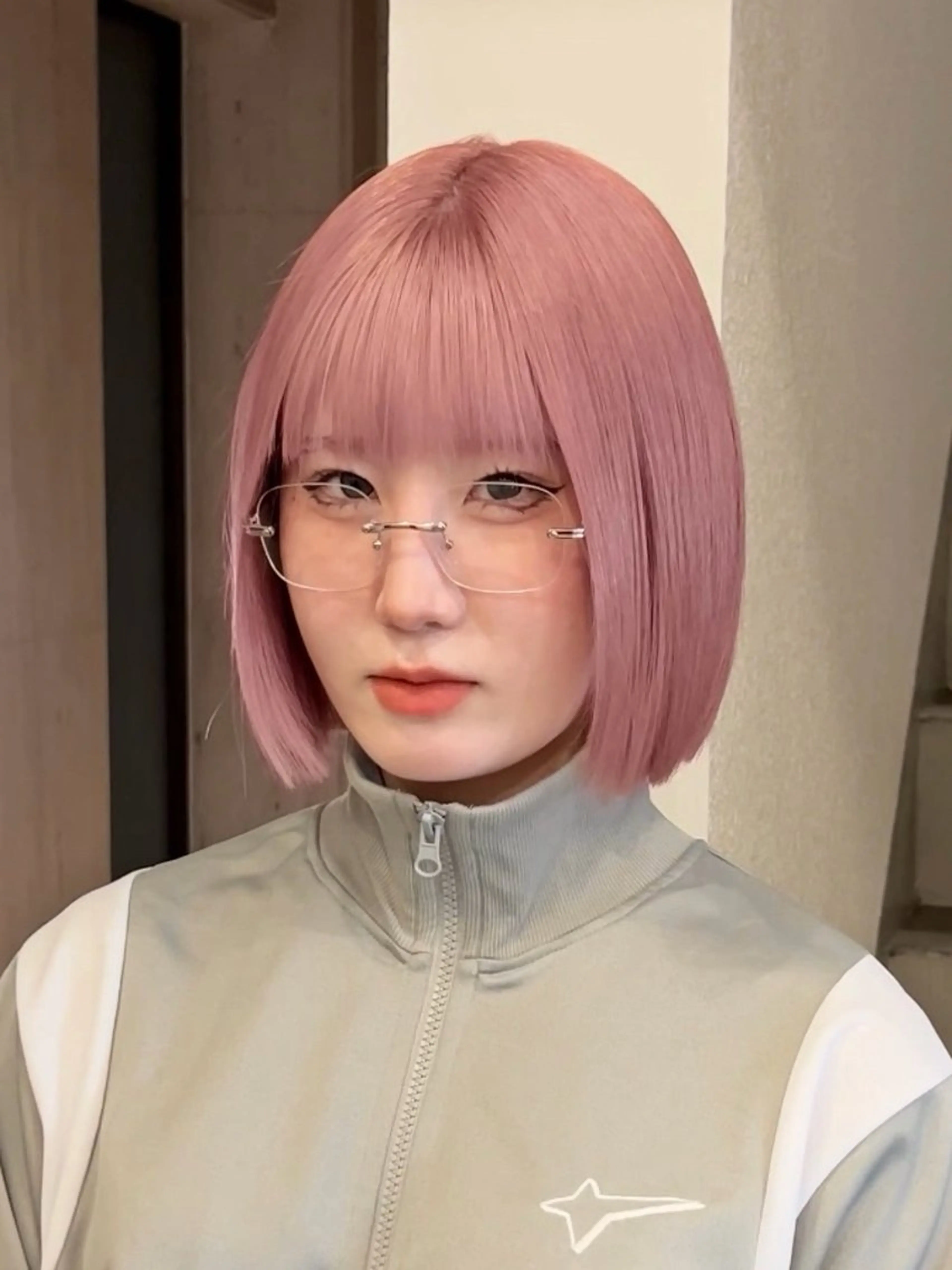 ショート カラー ピンクカラー カット ヘアカラー ムラ修正💎 艶髪ハイトーン💎のヘアスタイル