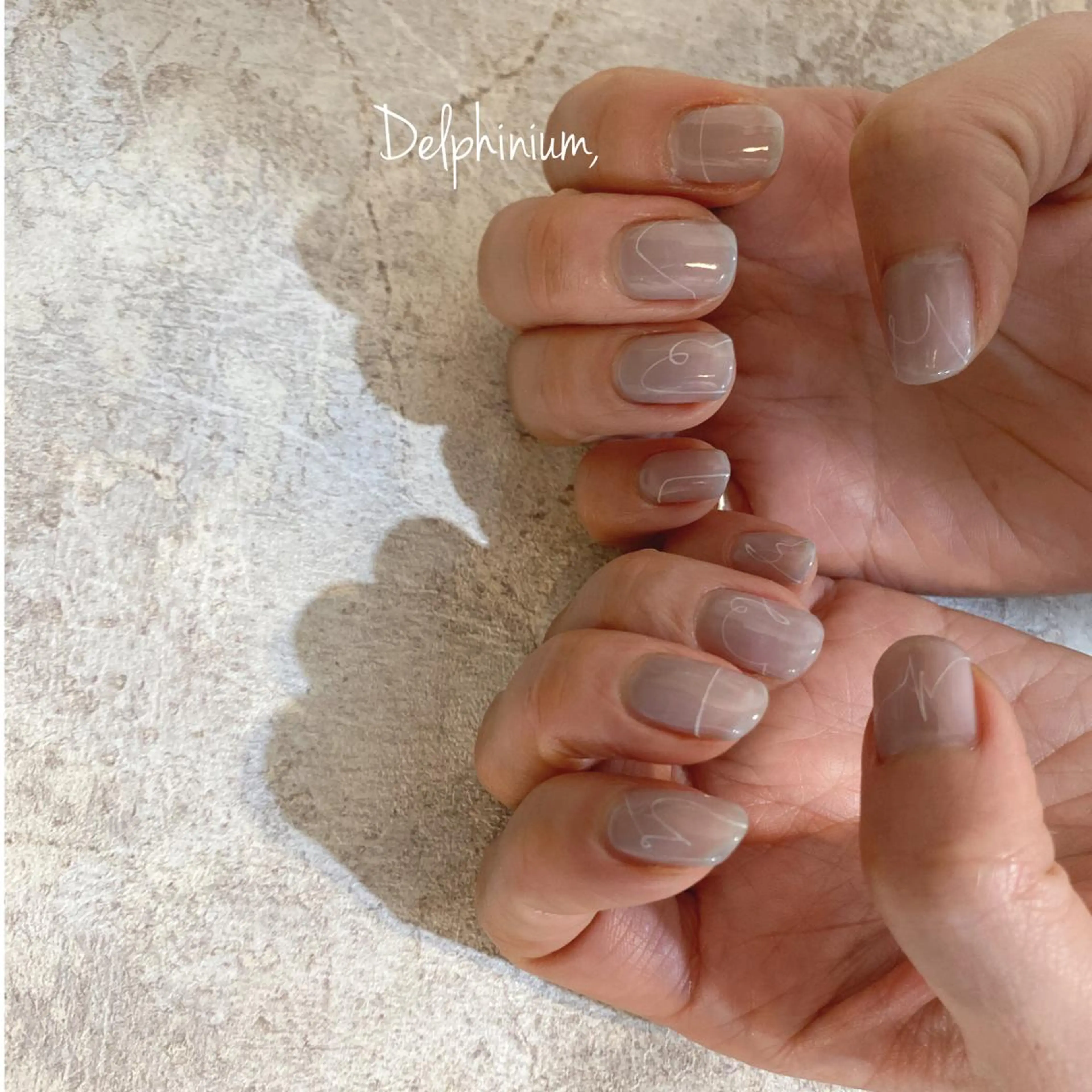 ネイル ニュアンスネイル ハンドネイル 岡本 友恵のネイルデザイン