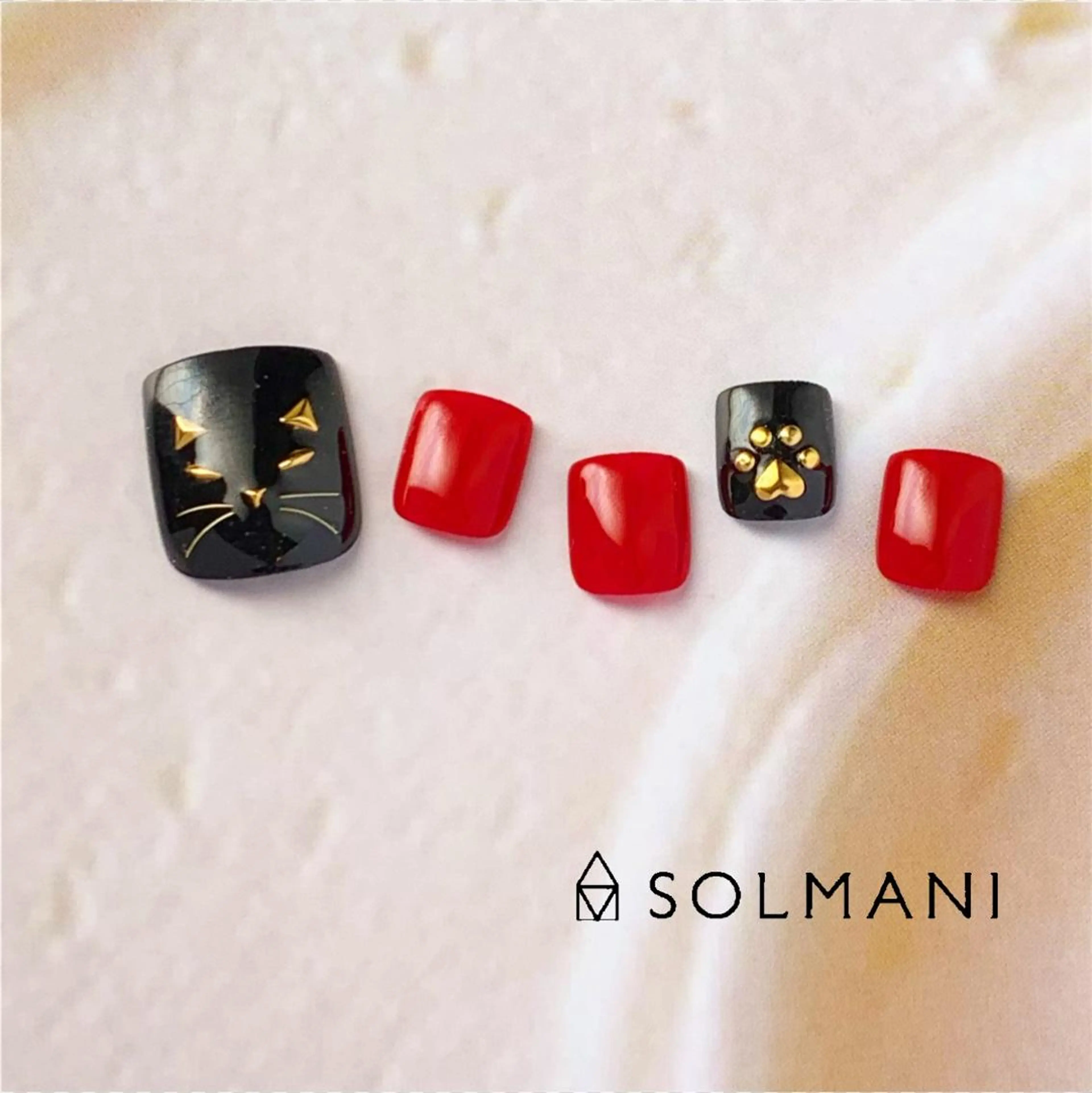 ネイル フットネイル SOLMANI 予約担当のネイルデザイン