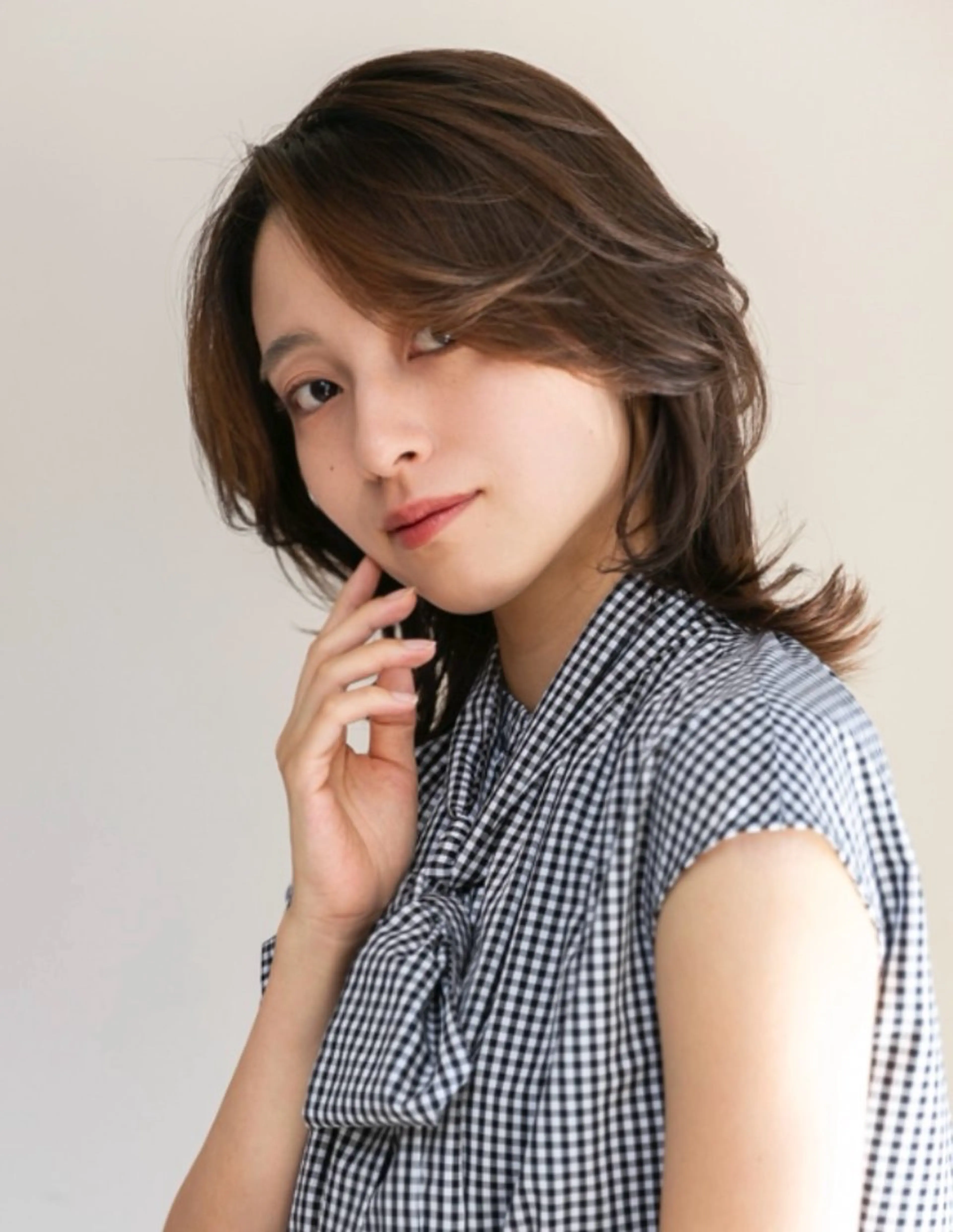 ミディアム KOLOR所属・KOLOR 中村のヘアスタイル