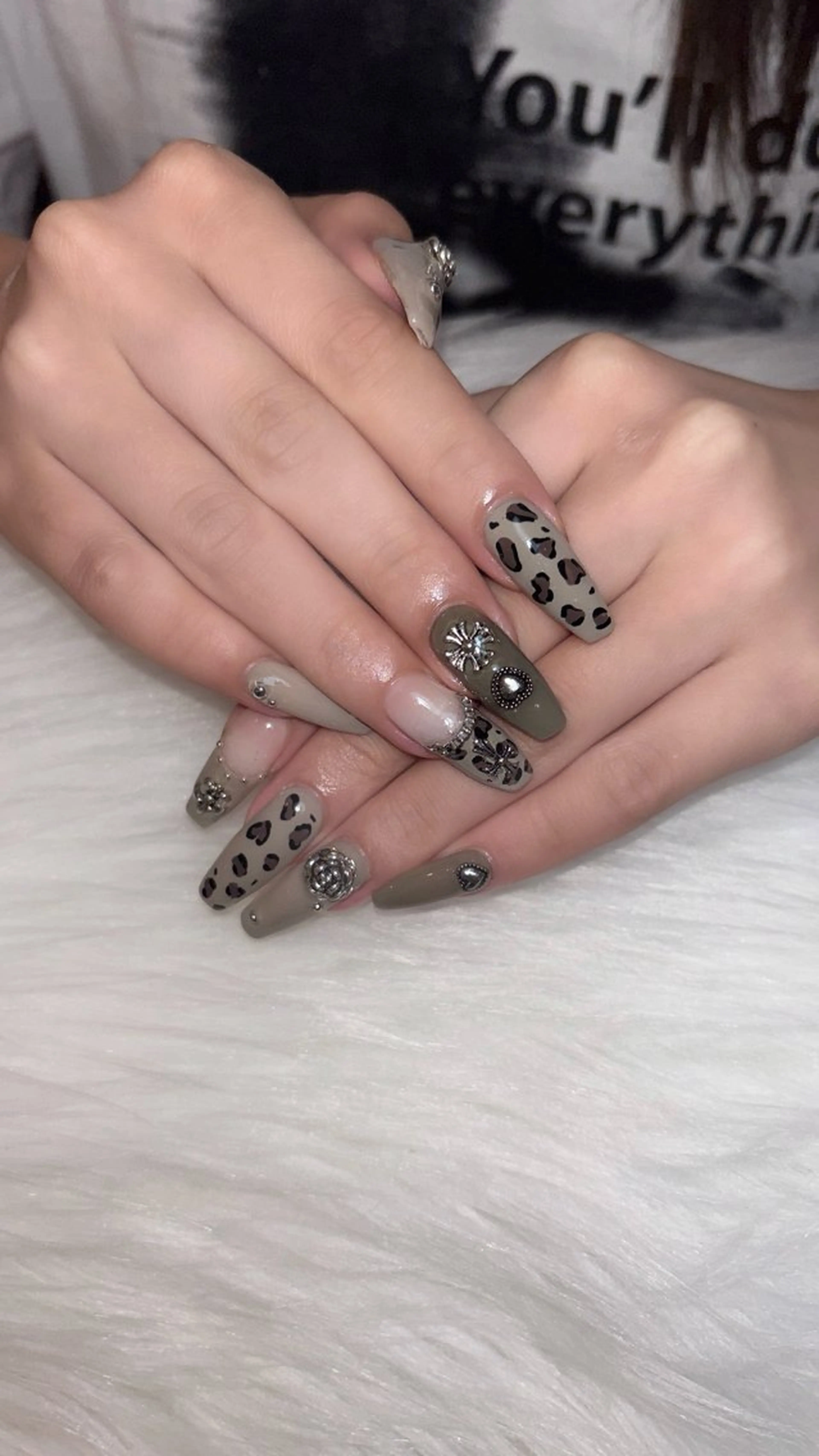 ネイル 名古屋ワンホンネイル 沙理亜のネイルデザイン