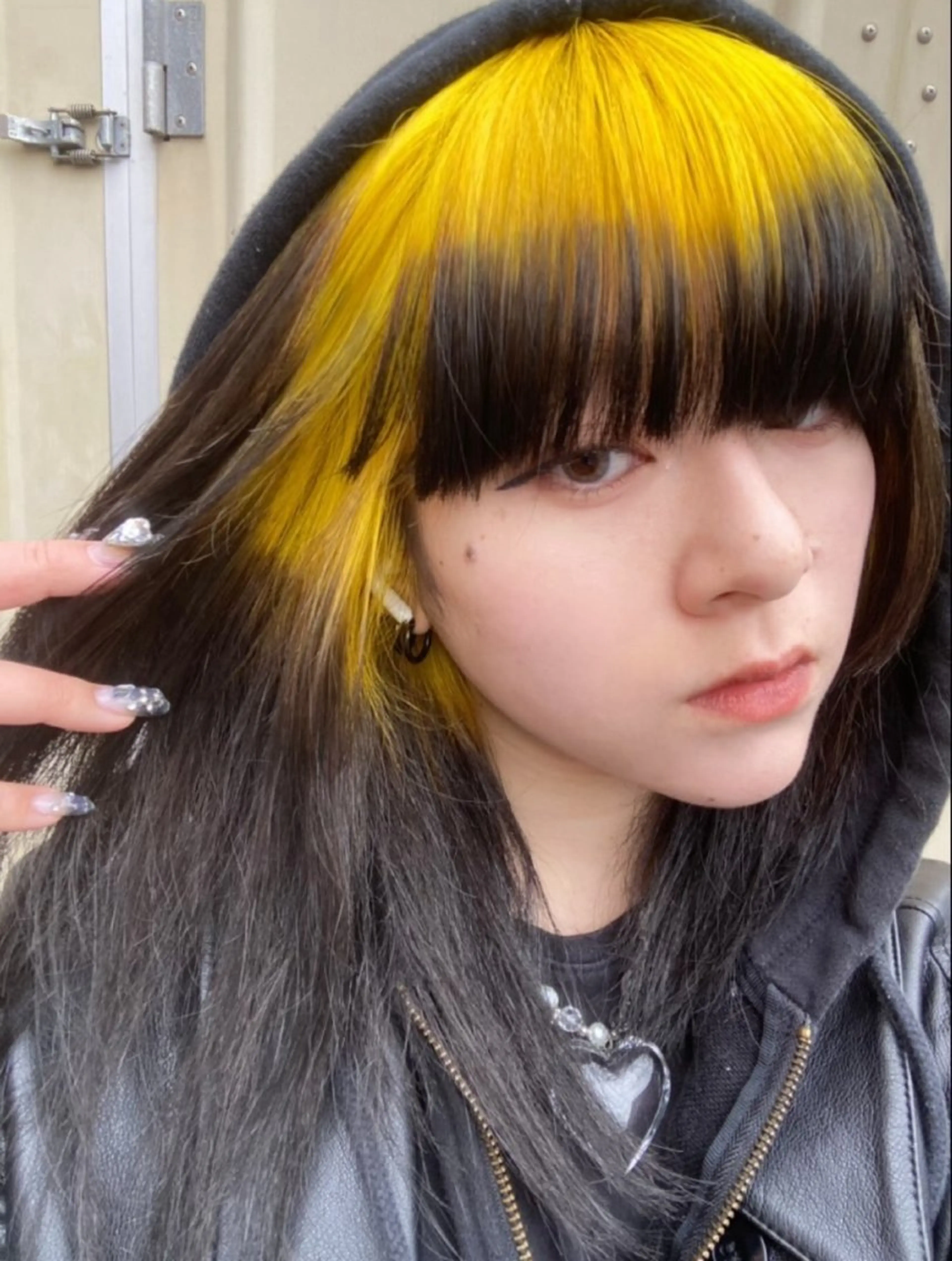 ミディアム ヘアカラー ショート/ボブ/似 合わせ/顔周りカットのヘアスタイル