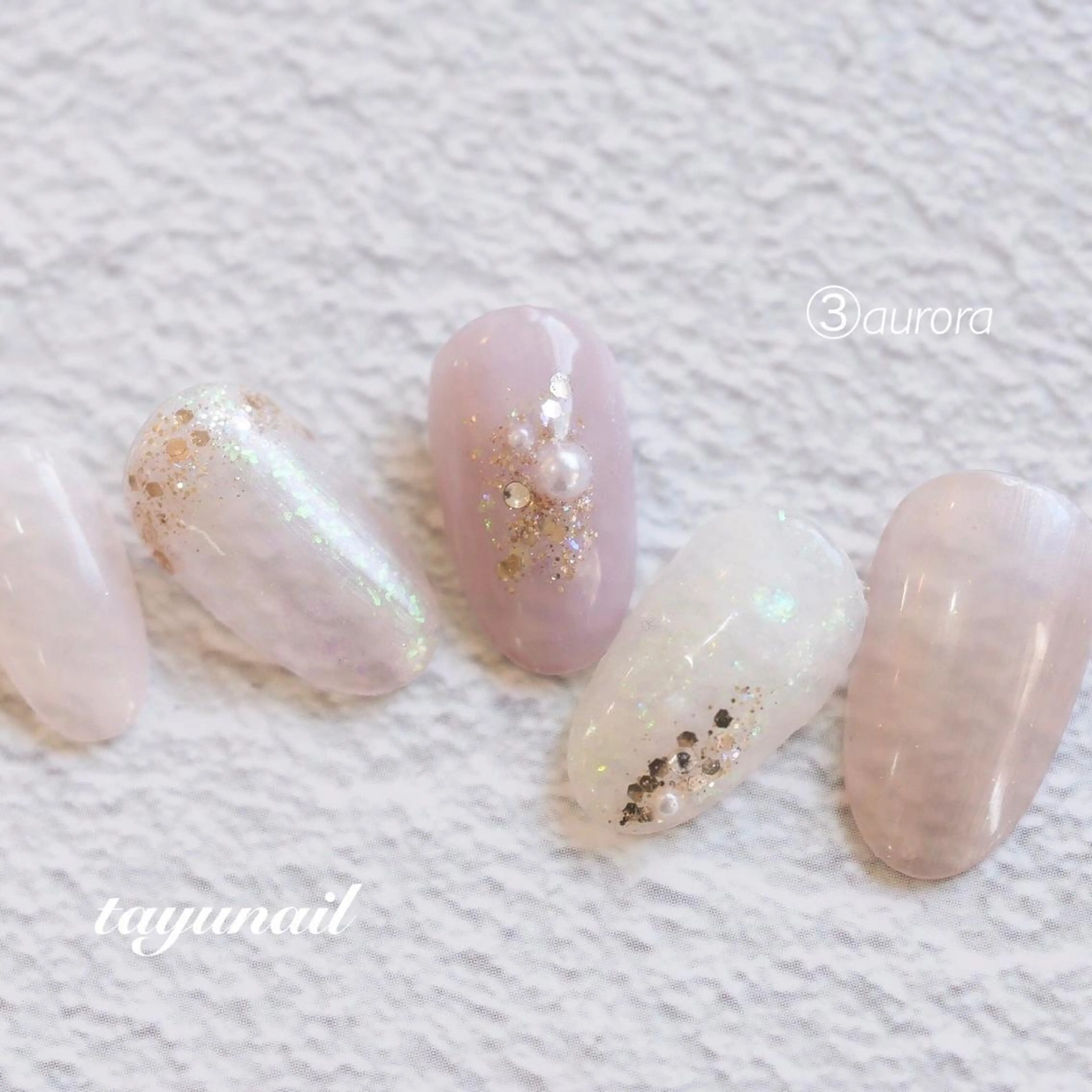 ネイル アートネイル オーロラネイル ブルー ジェルネイル キラキラネイル ネイルサロン・ネイルスクール たゆnail所属・ネイルサロン 【たゆnail】のネイルデザイン